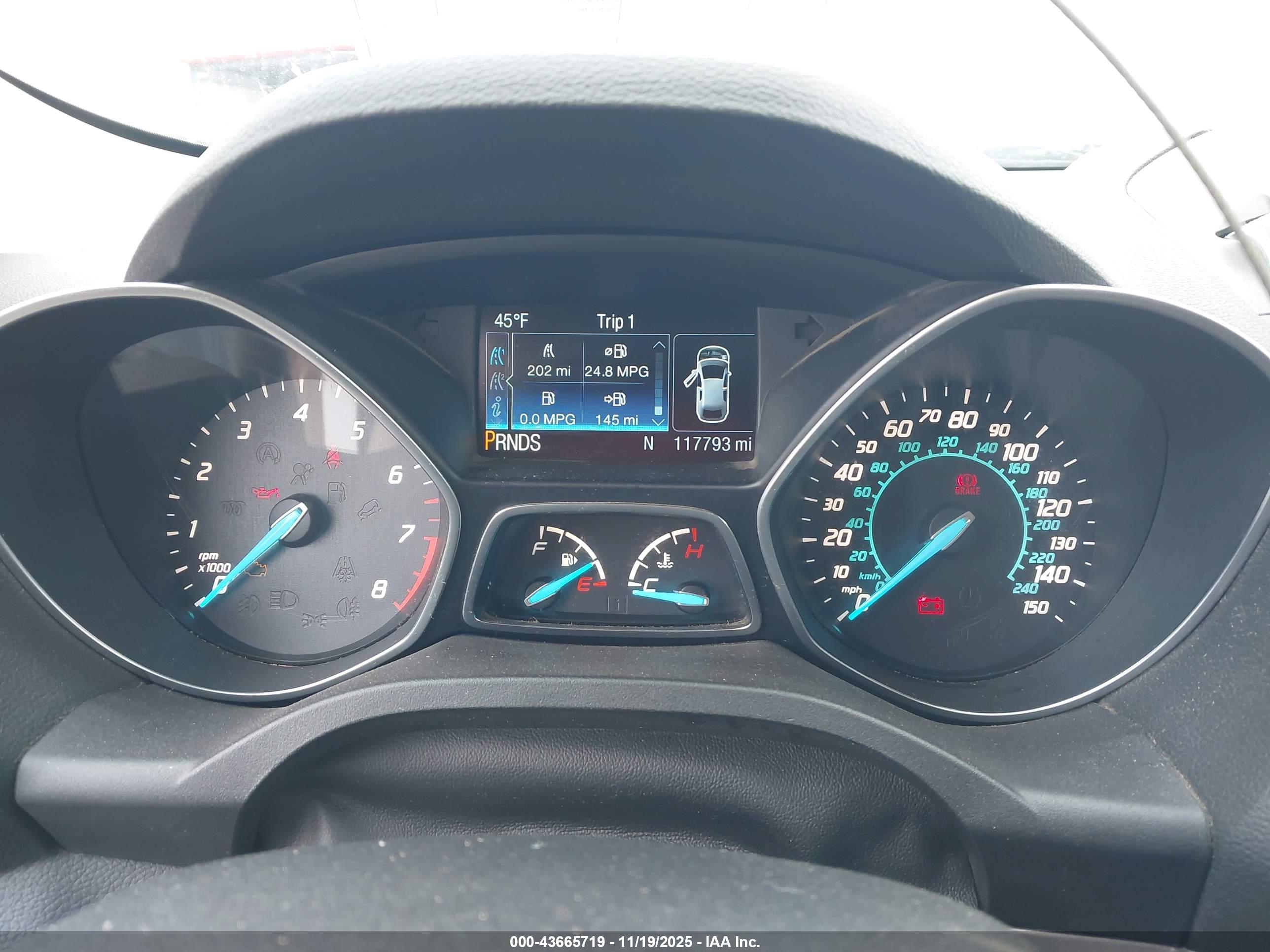 FORD ESCAPE image 7