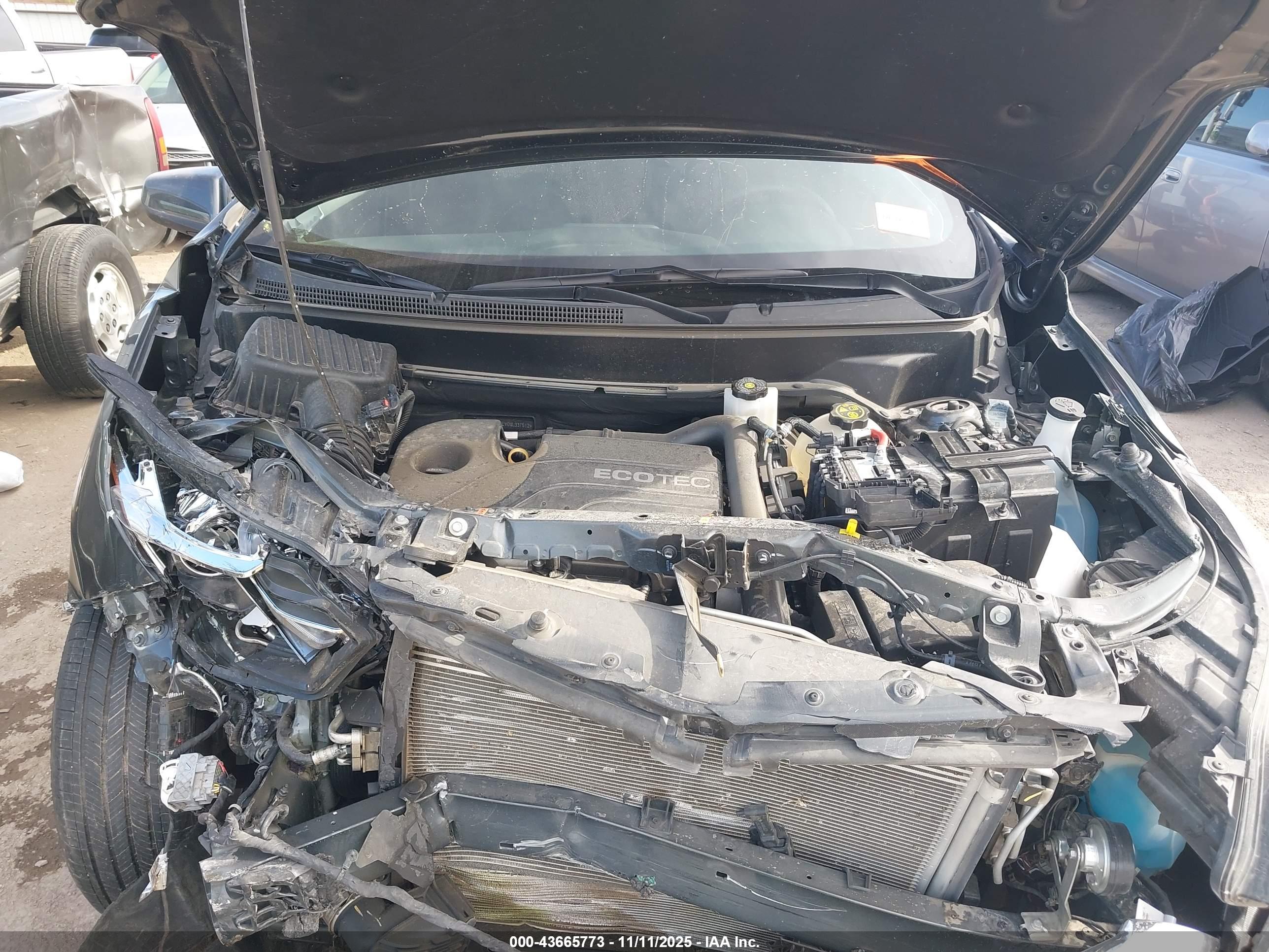 CHEVROLET EQUINOX image 10