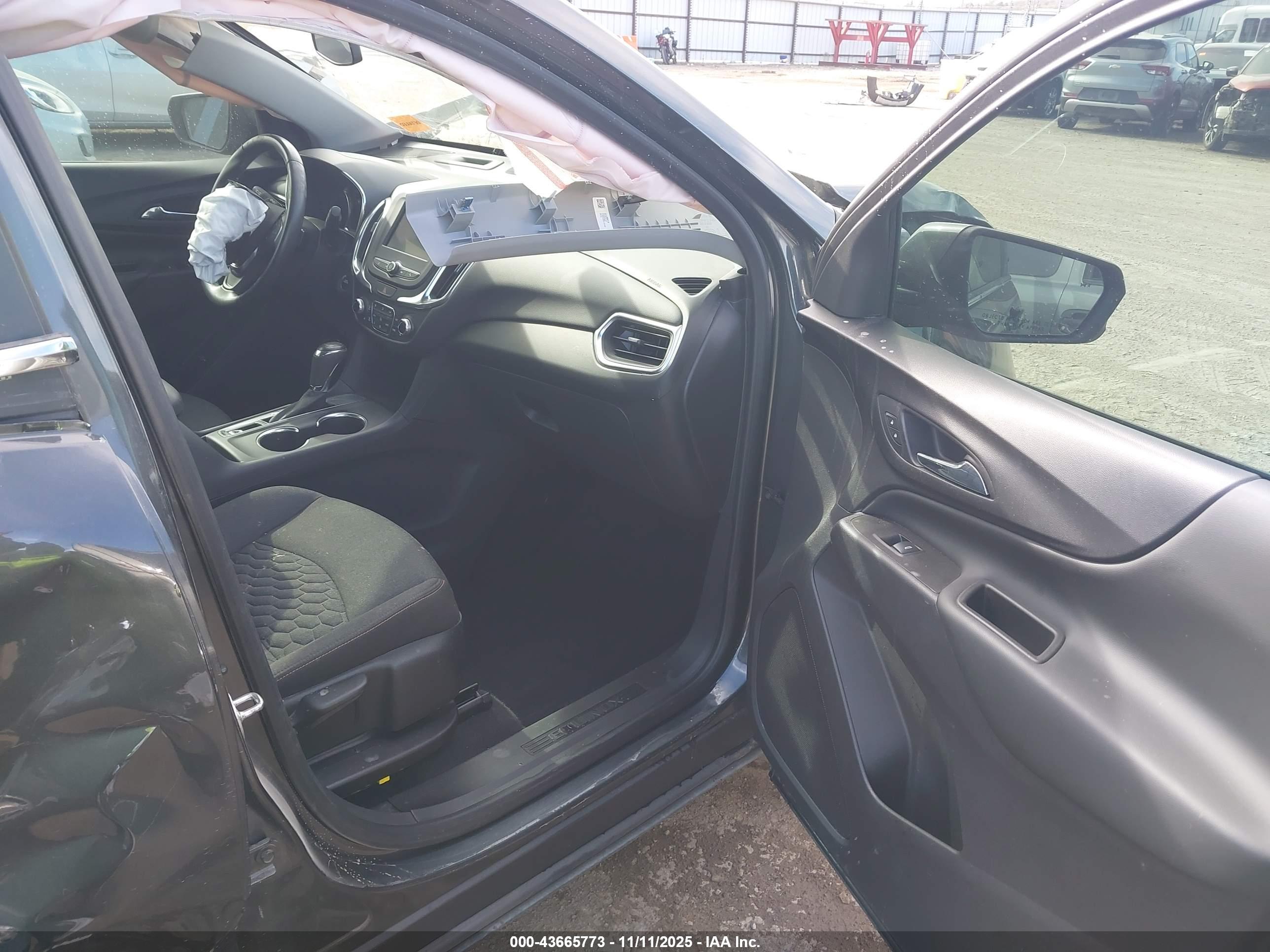 CHEVROLET EQUINOX image 5