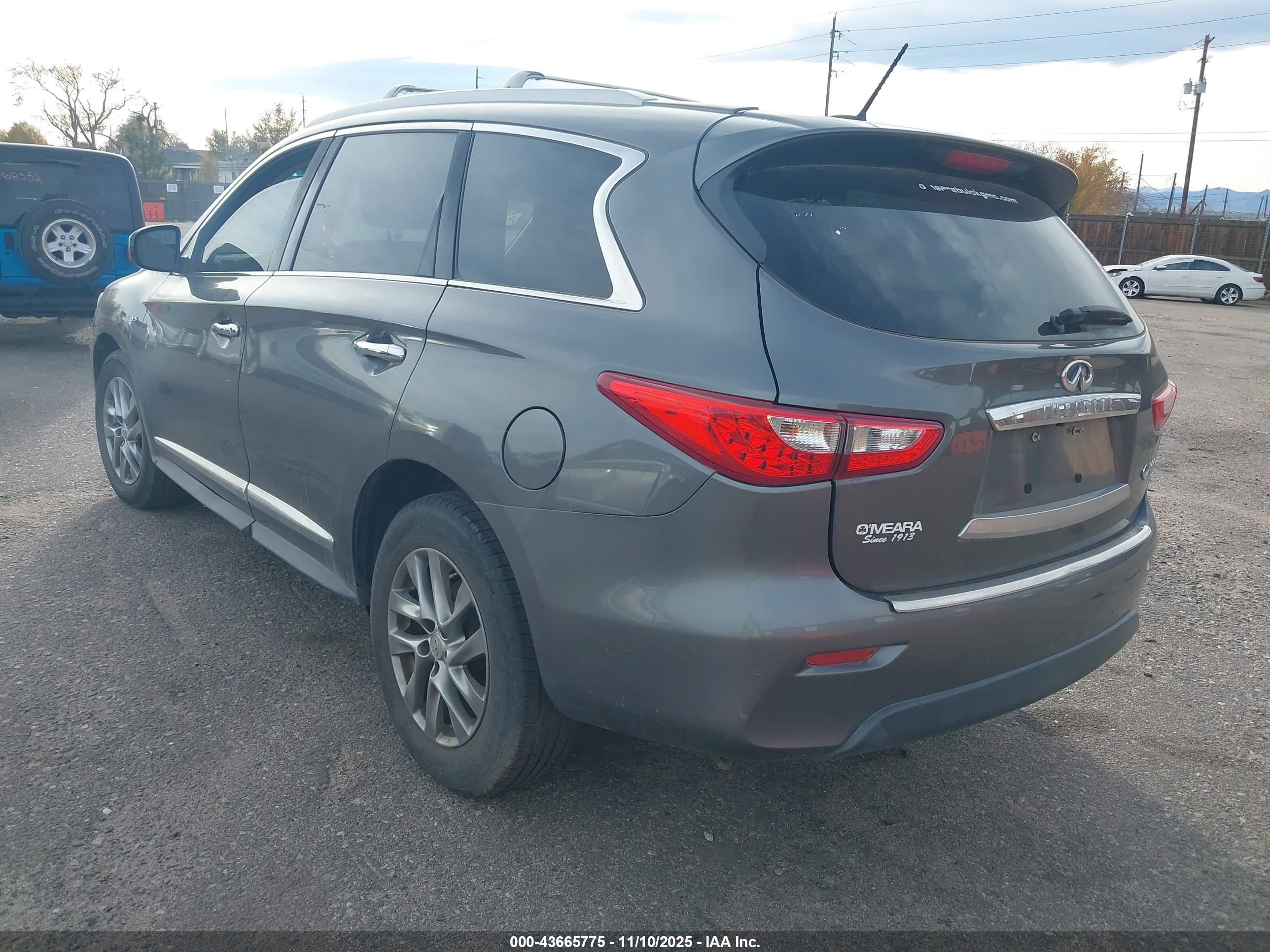 INFINITI QX60 image 3