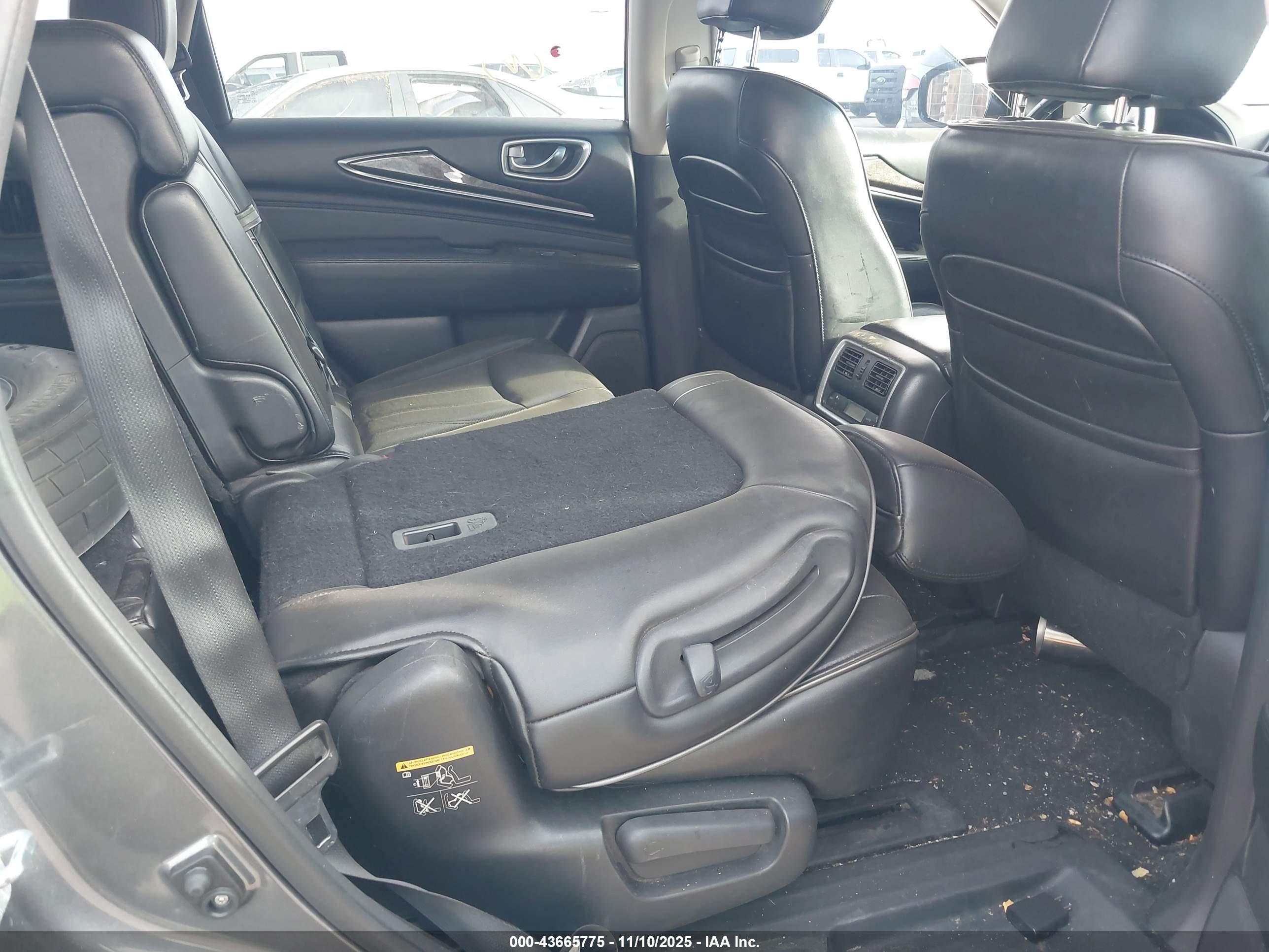 INFINITI QX60 image 8