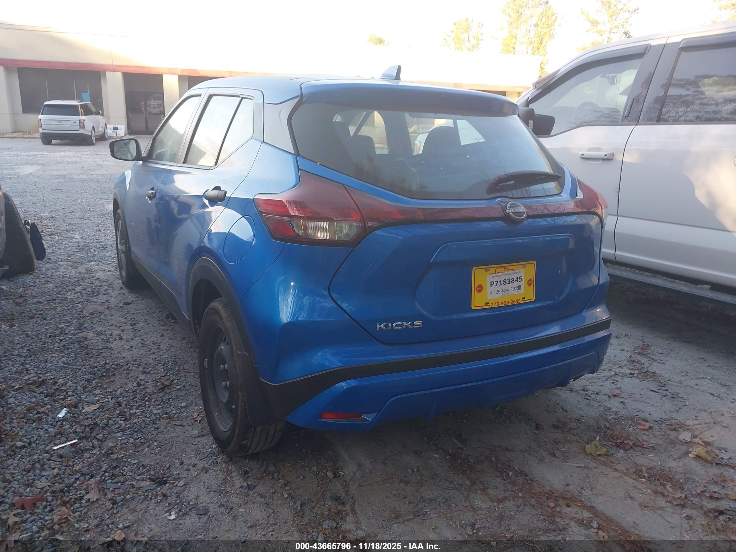 NISSAN KICKS image 3