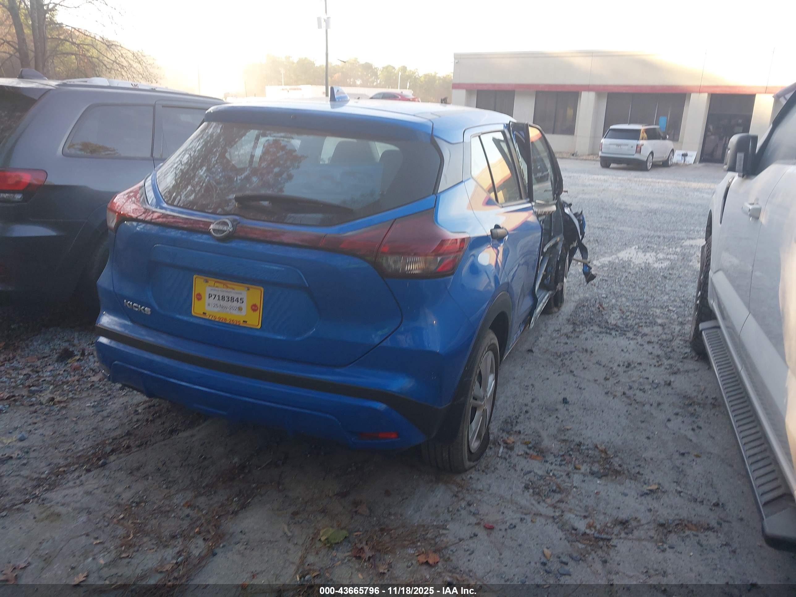 NISSAN KICKS image 4