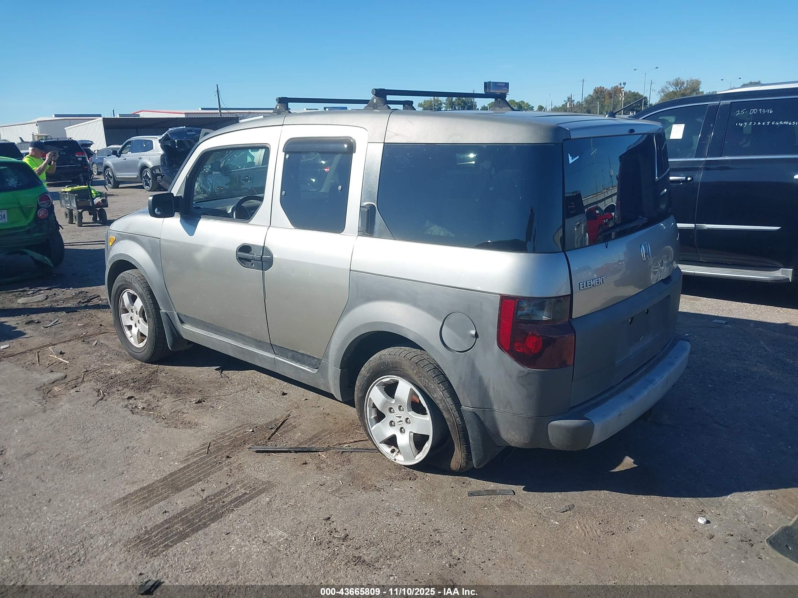 HONDA ELEMENT image 3
