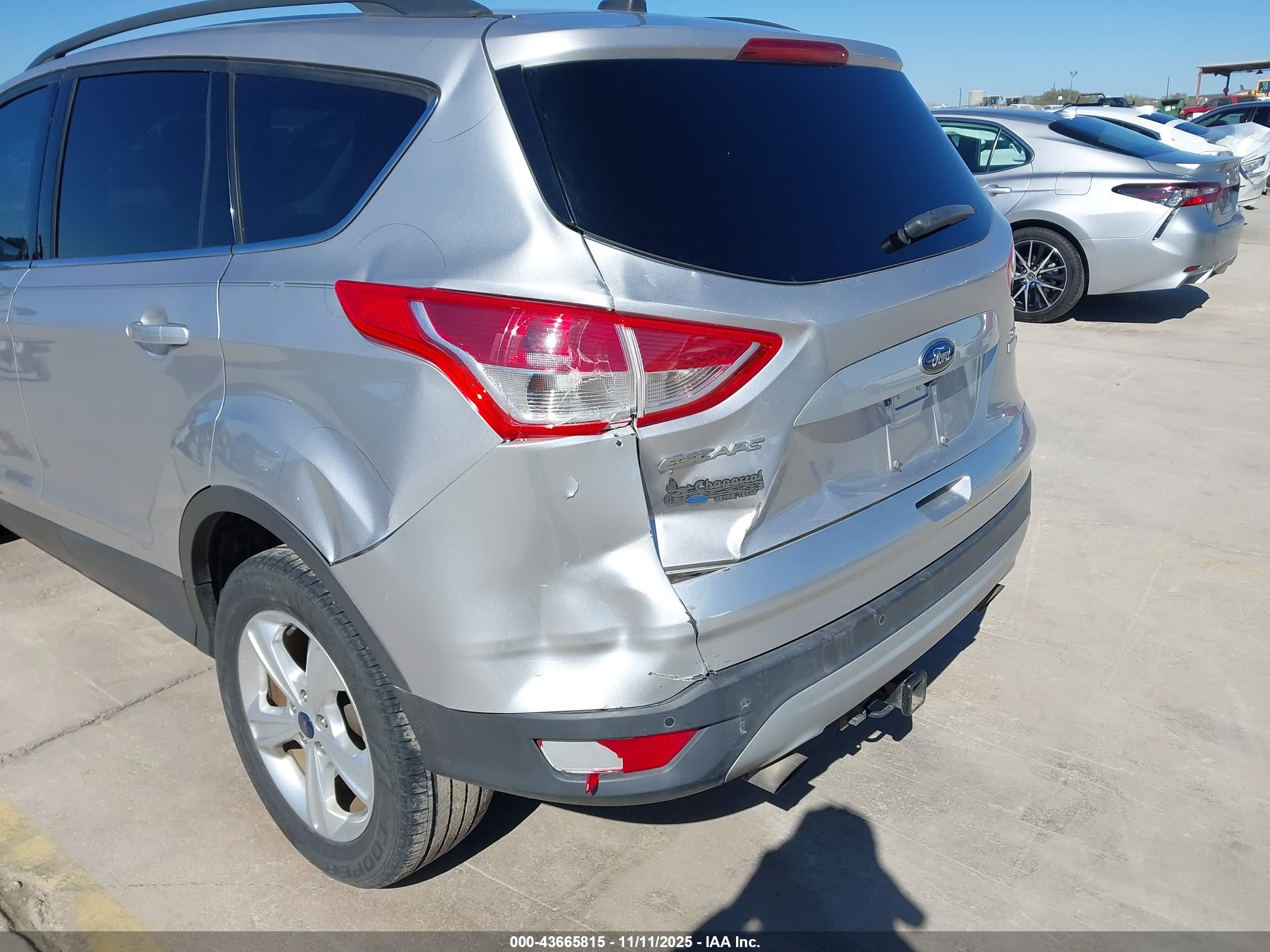 FORD ESCAPE image 6