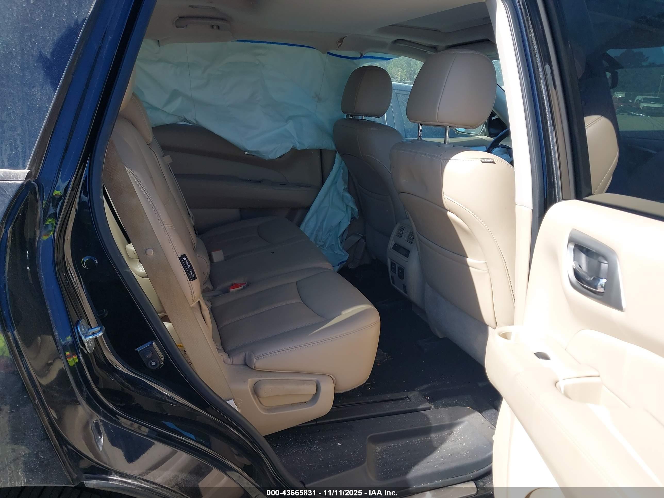 NISSAN PATHFINDER image 8