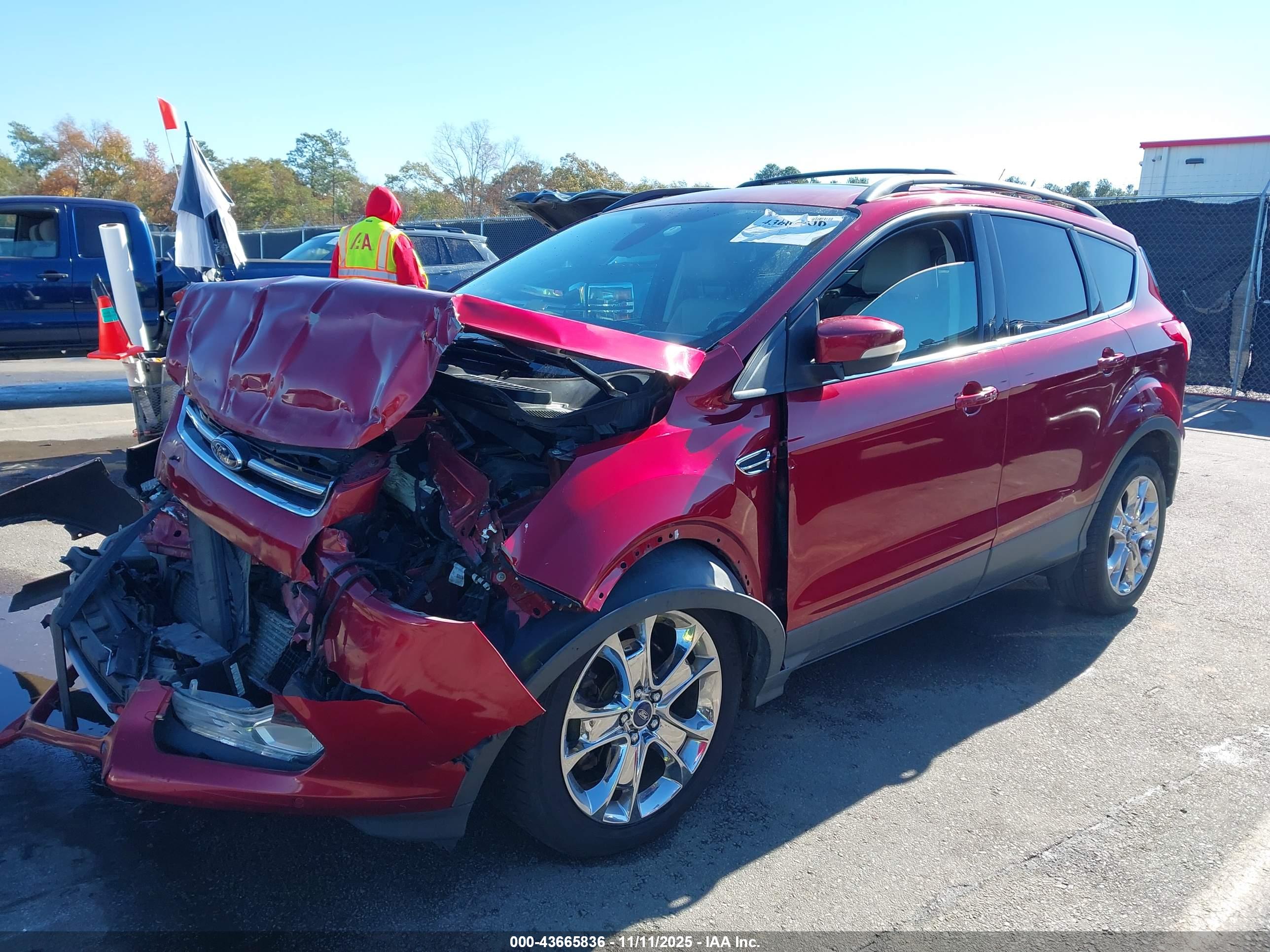 FORD ESCAPE image 2