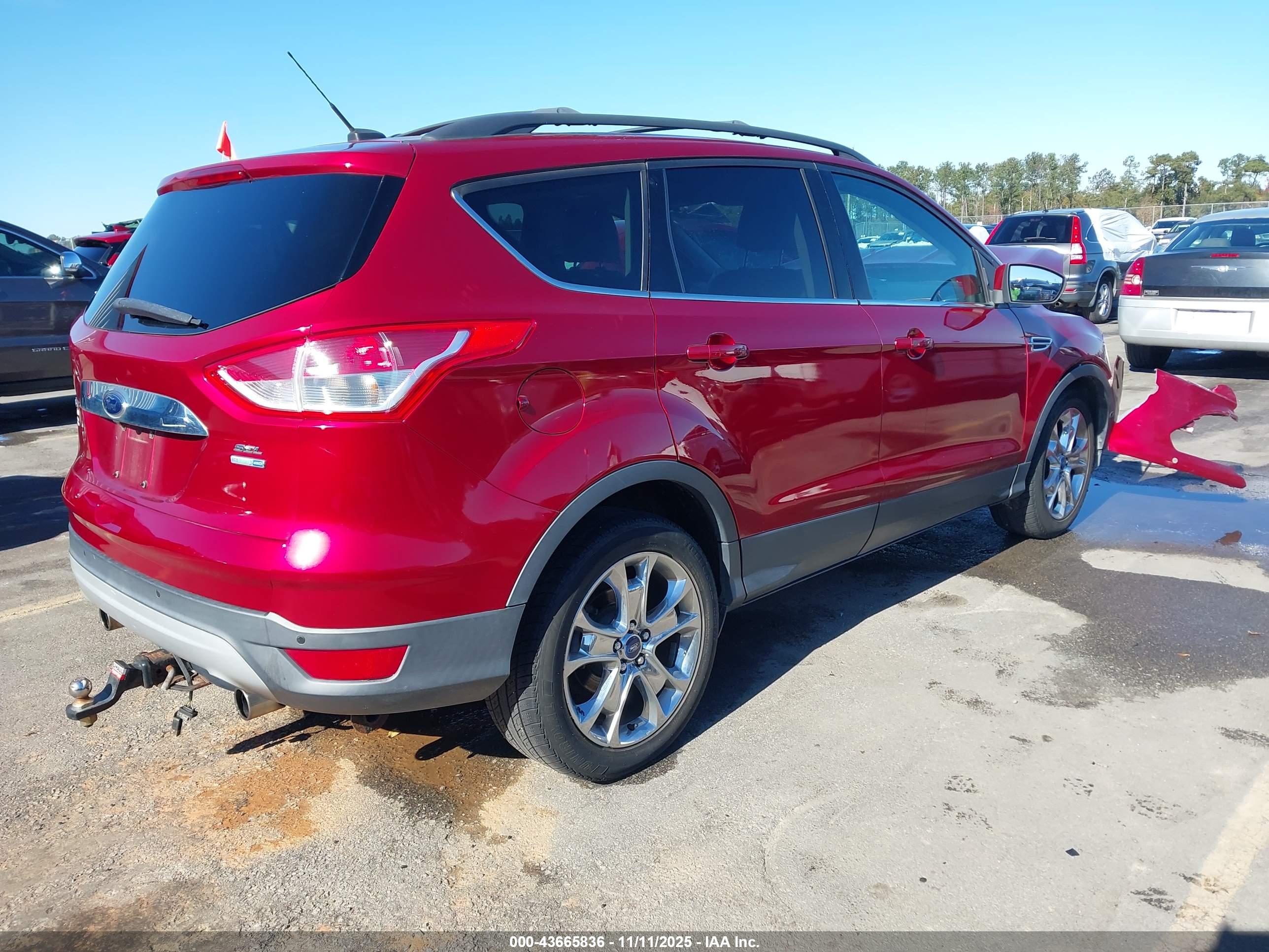FORD ESCAPE image 4