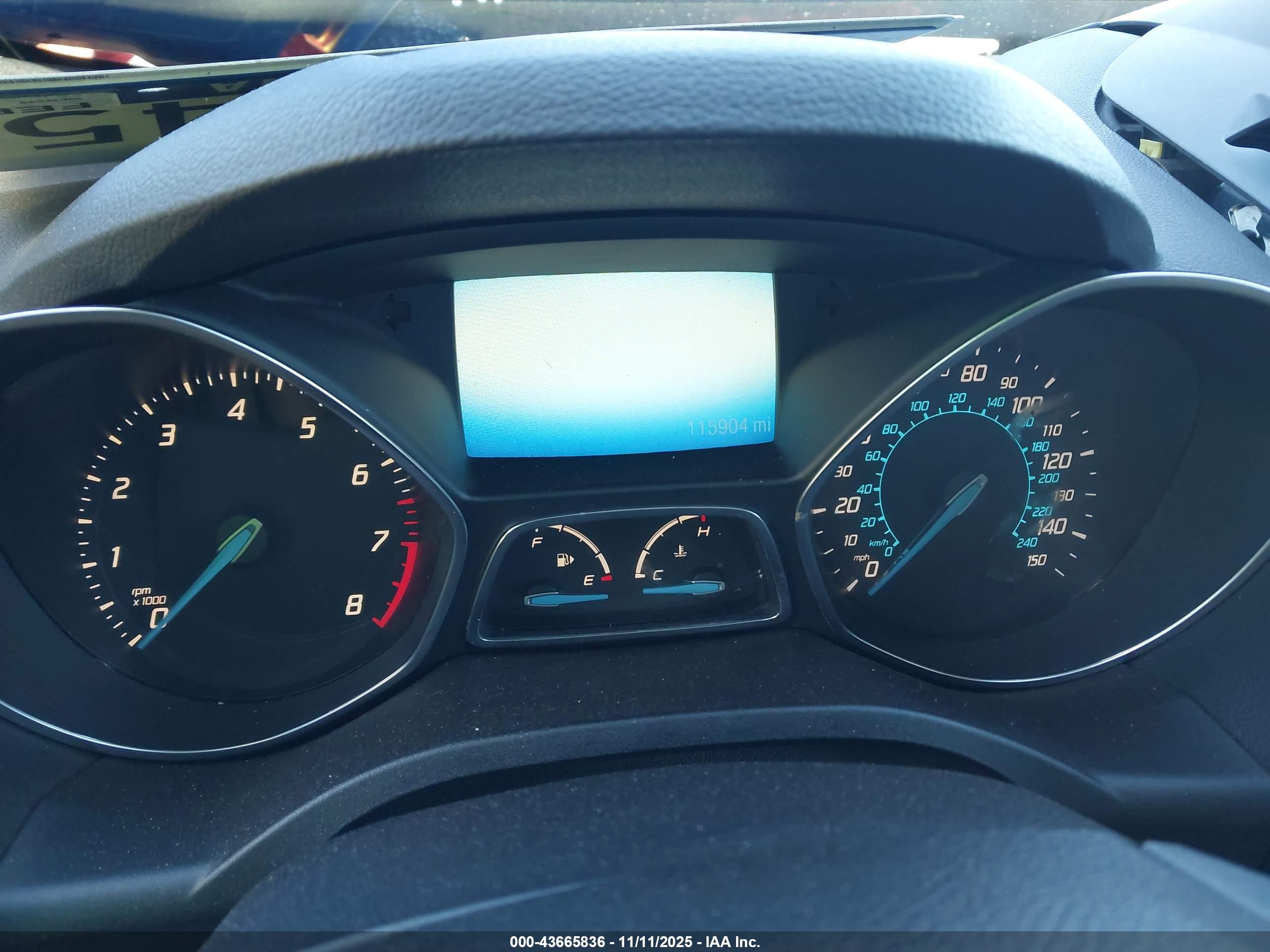 FORD ESCAPE image 7