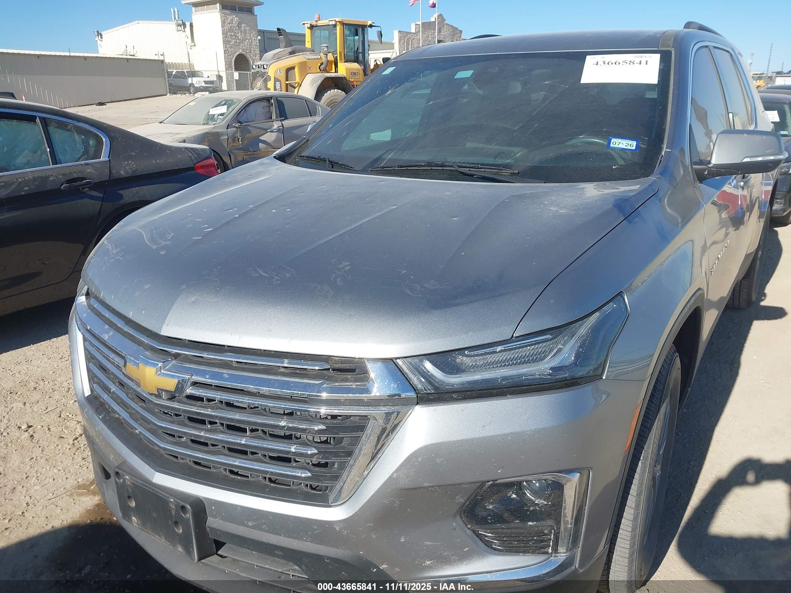 CHEVROLET TRAVERSE image 6