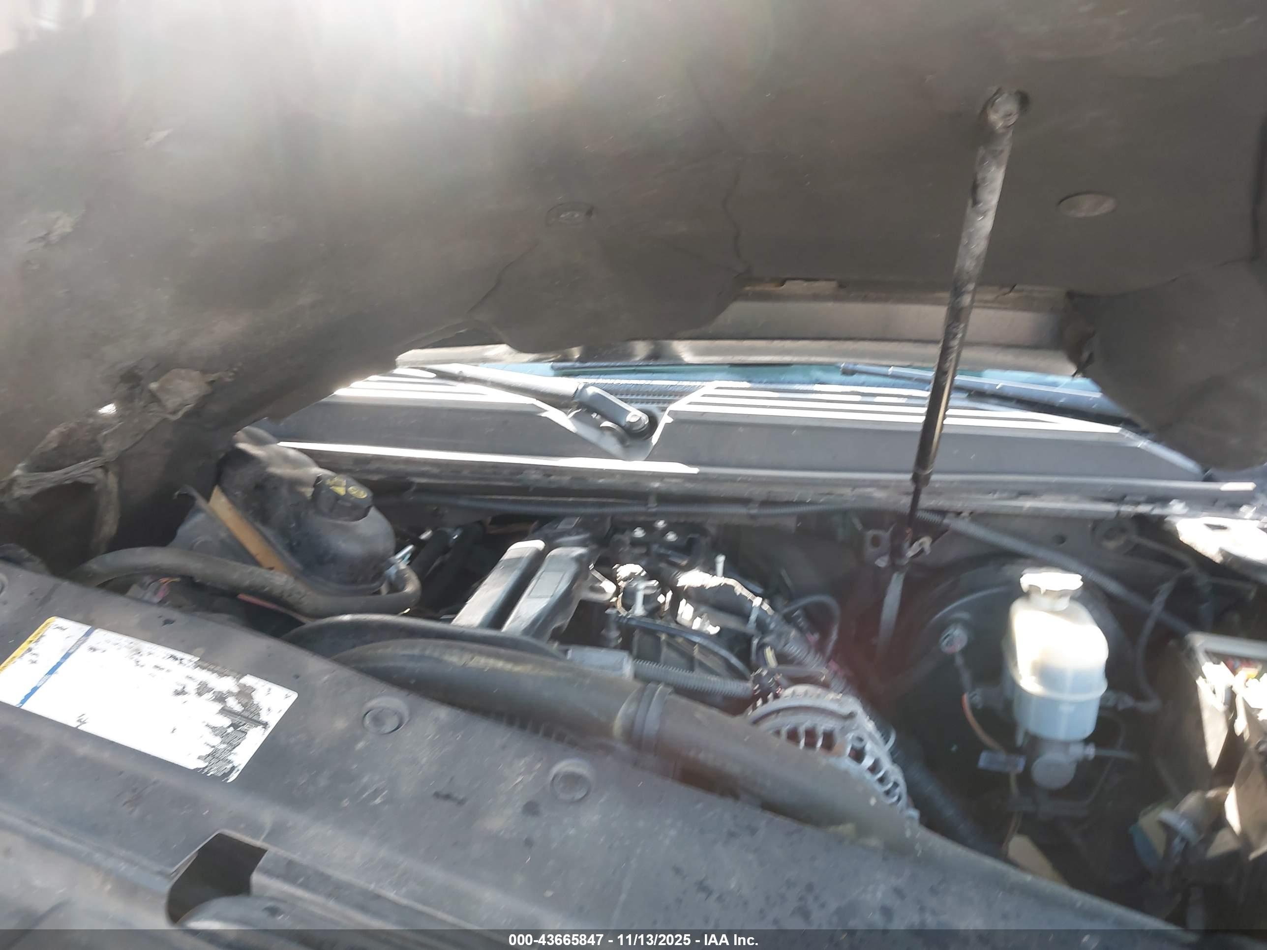 GMC YUKON image 10