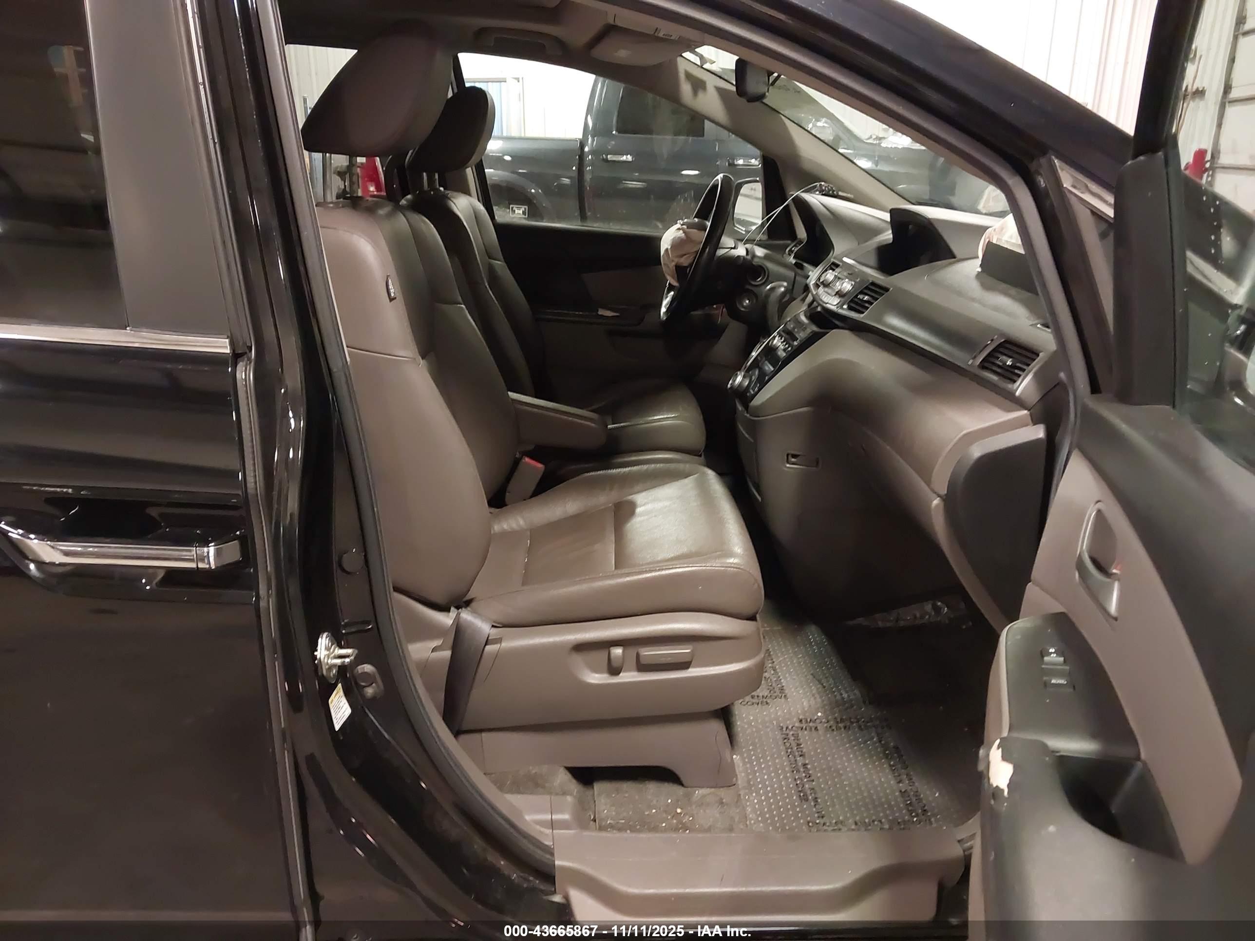 HONDA ODYSSEY image 5