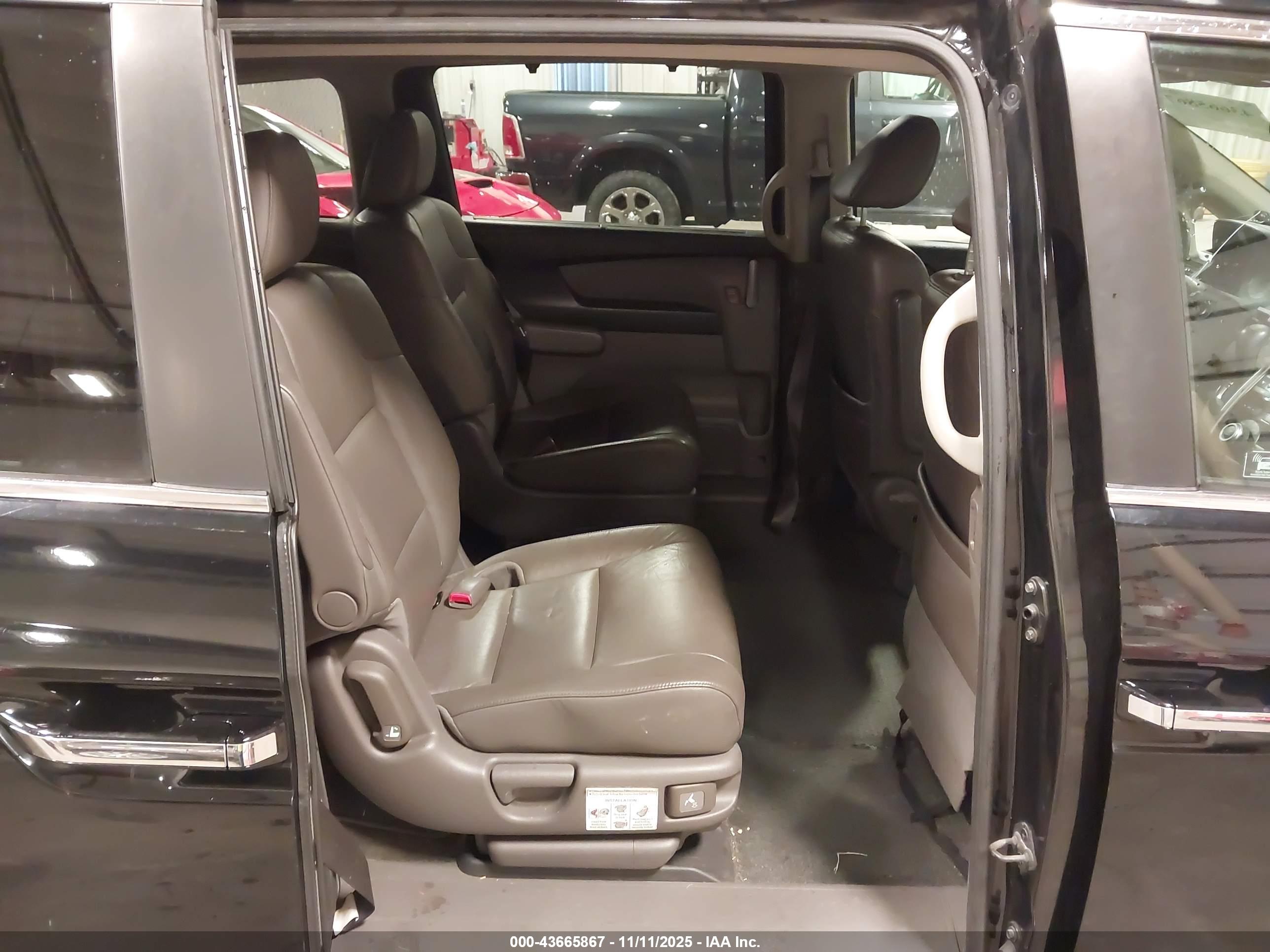 HONDA ODYSSEY image 8