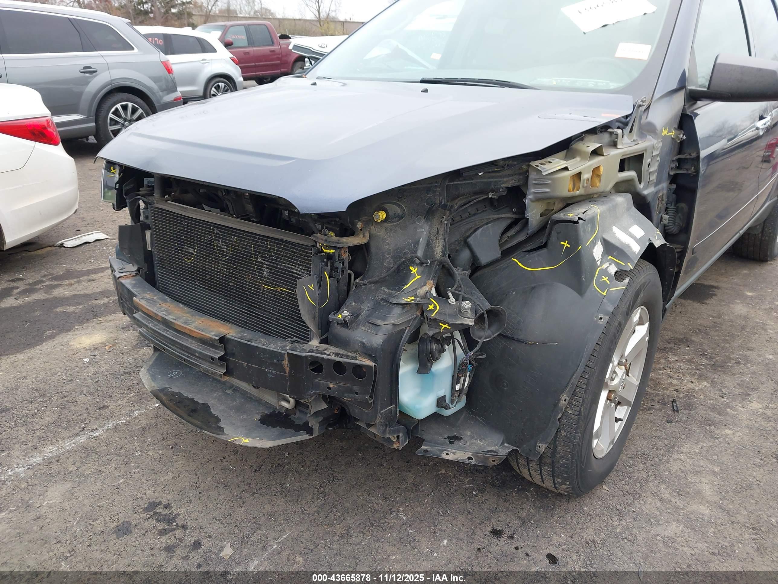 GMC ACADIA image 6