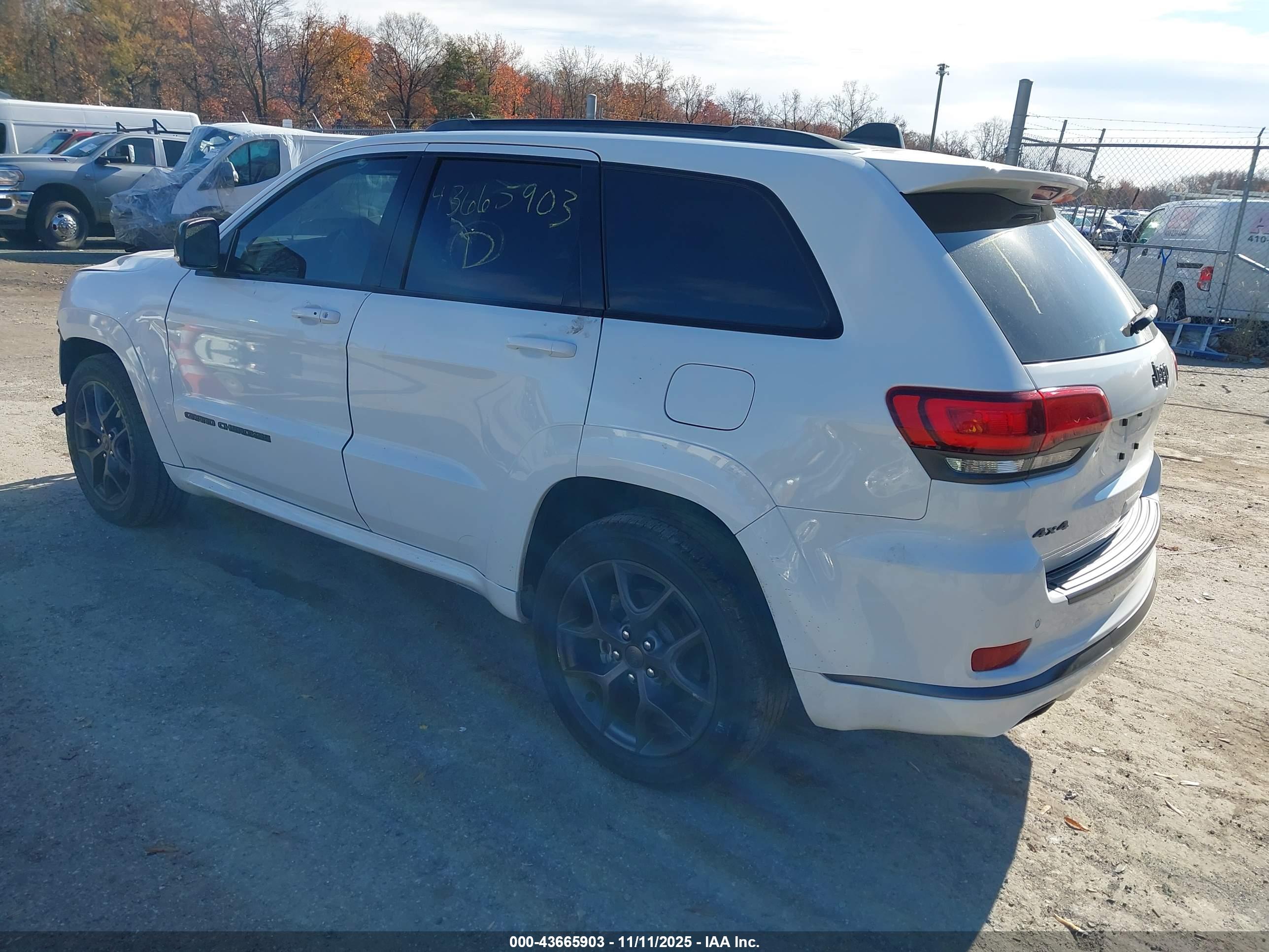 JEEP GRAND image 3