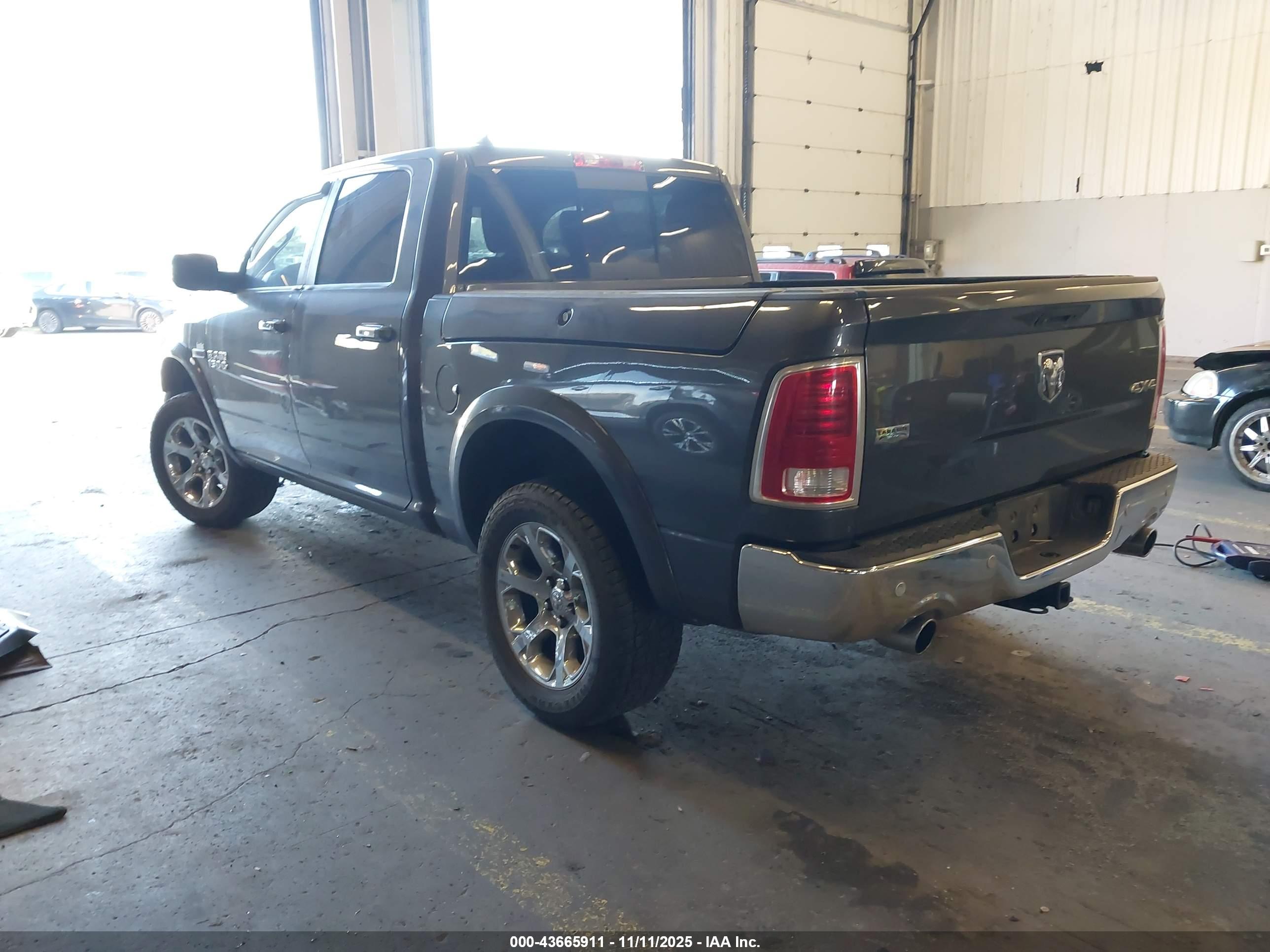 RAM 1500 image 3