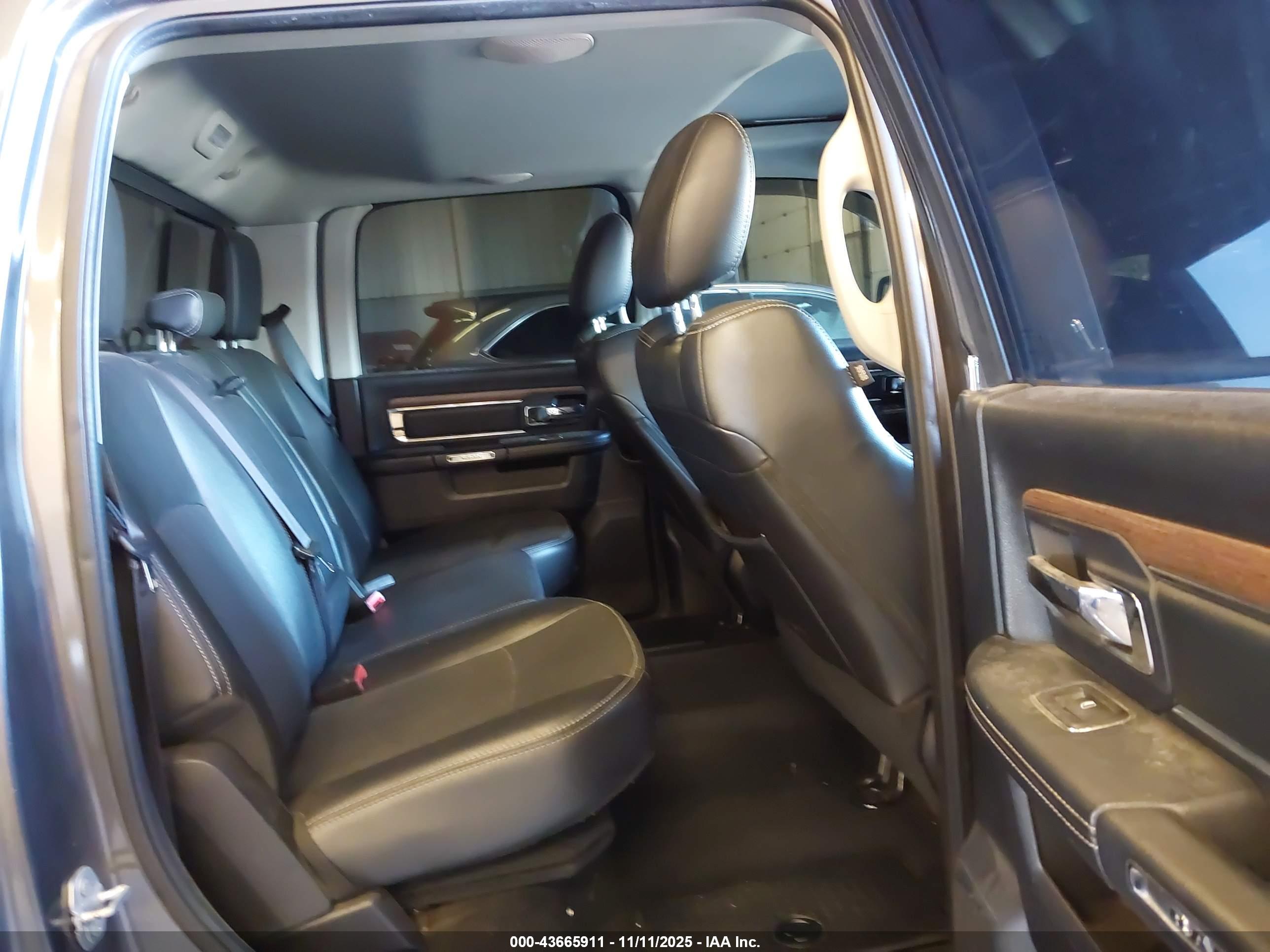 RAM 1500 image 8