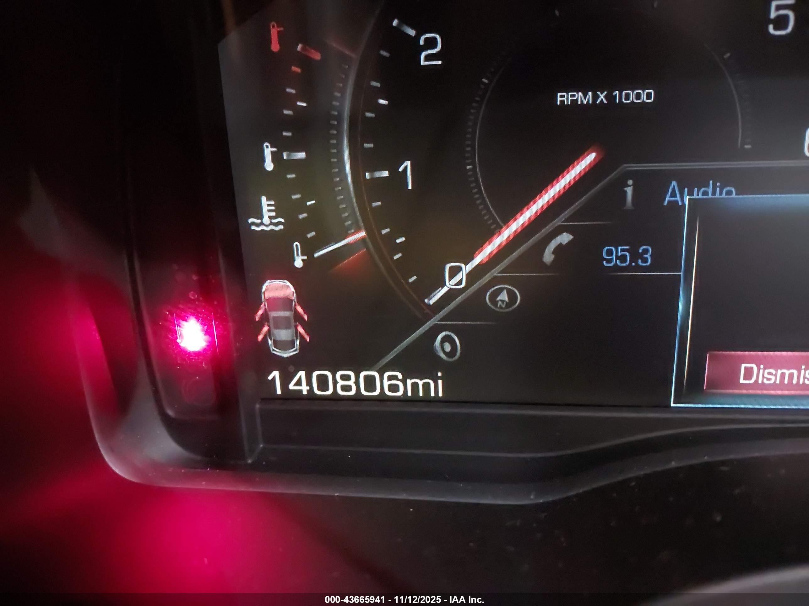 CADILLAC ESCALADE image 7