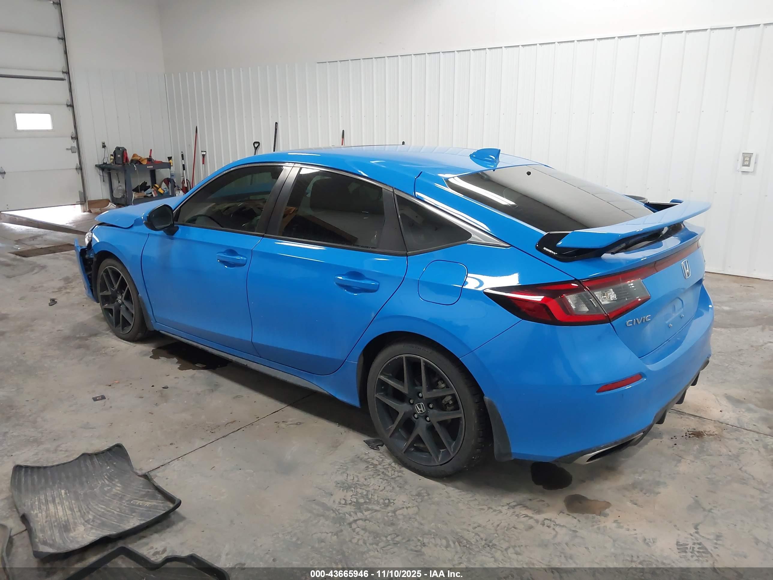 HONDA CIVIC image 3