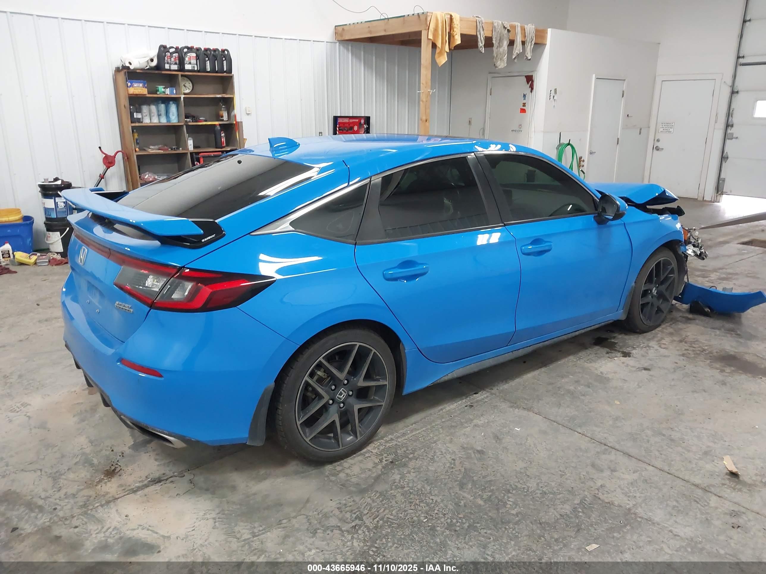 HONDA CIVIC image 4