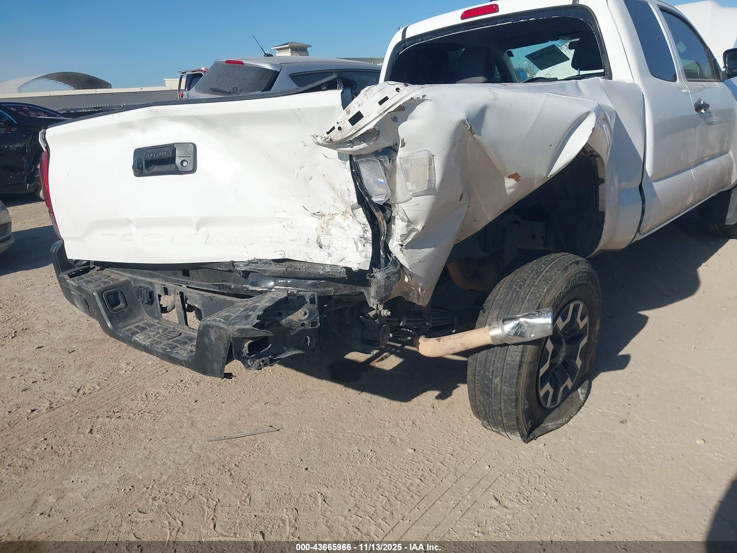 TOYOTA TACOMA image 6