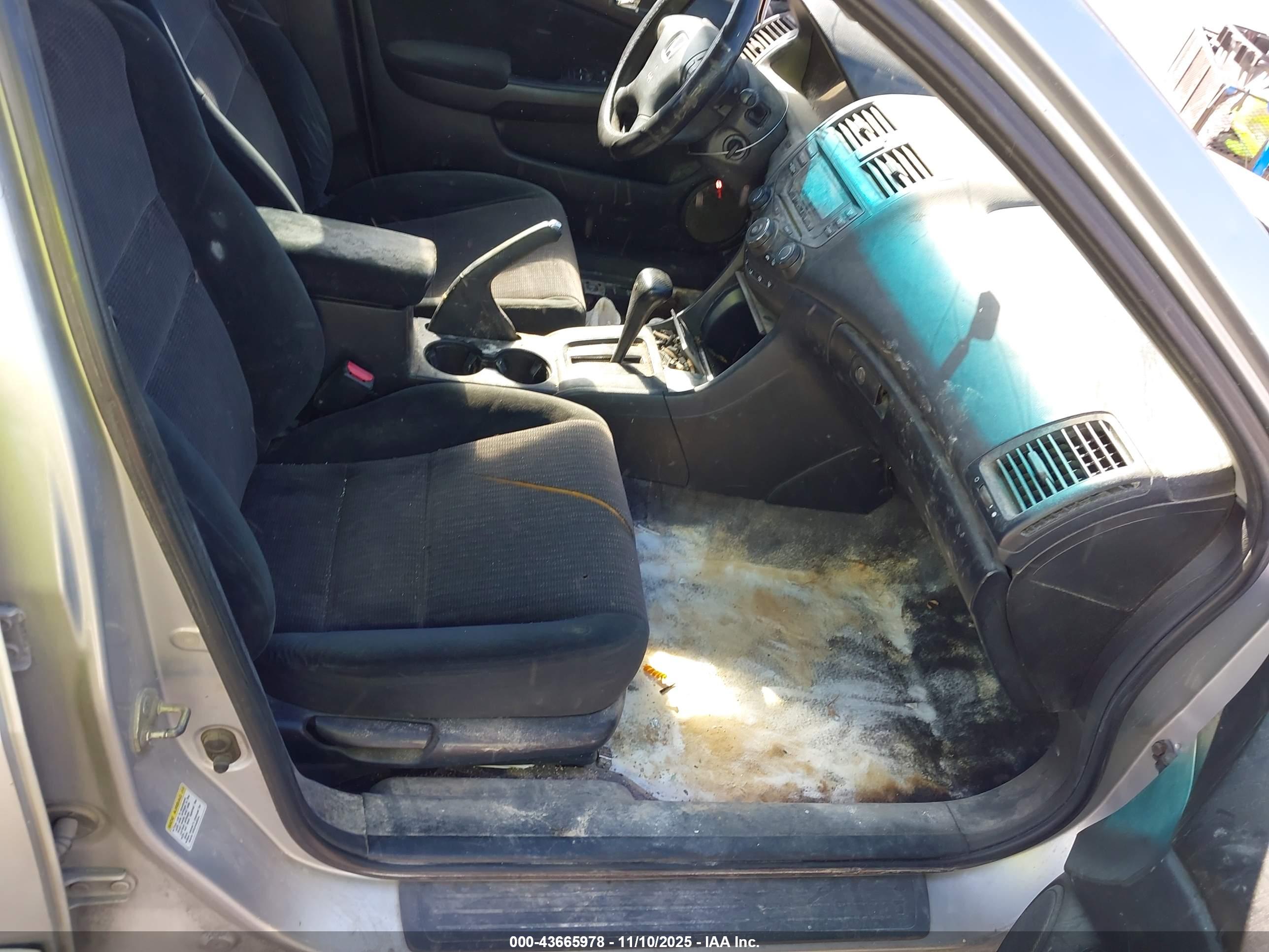 HONDA ACCORD image 5