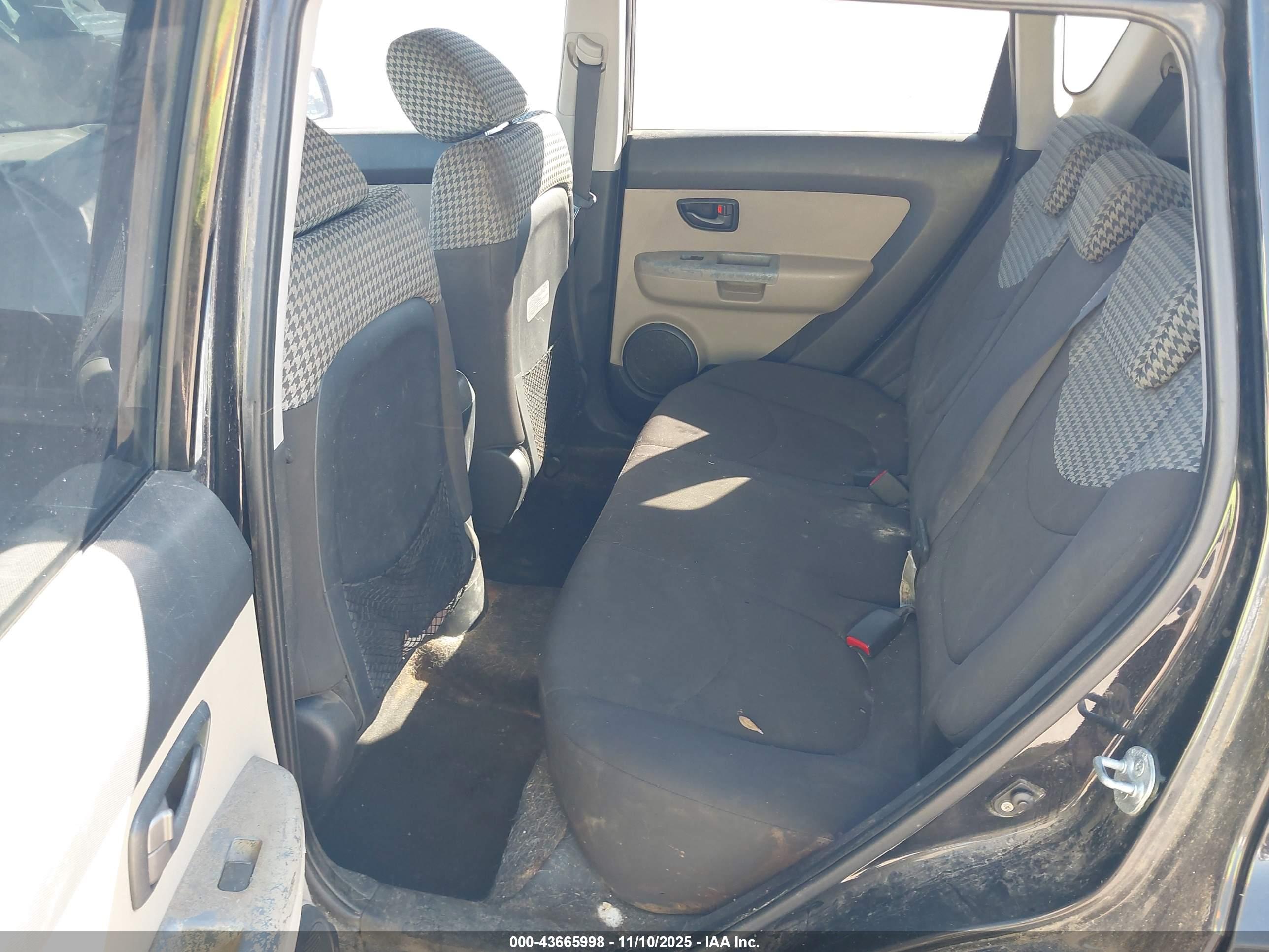 KIA SOUL image 8