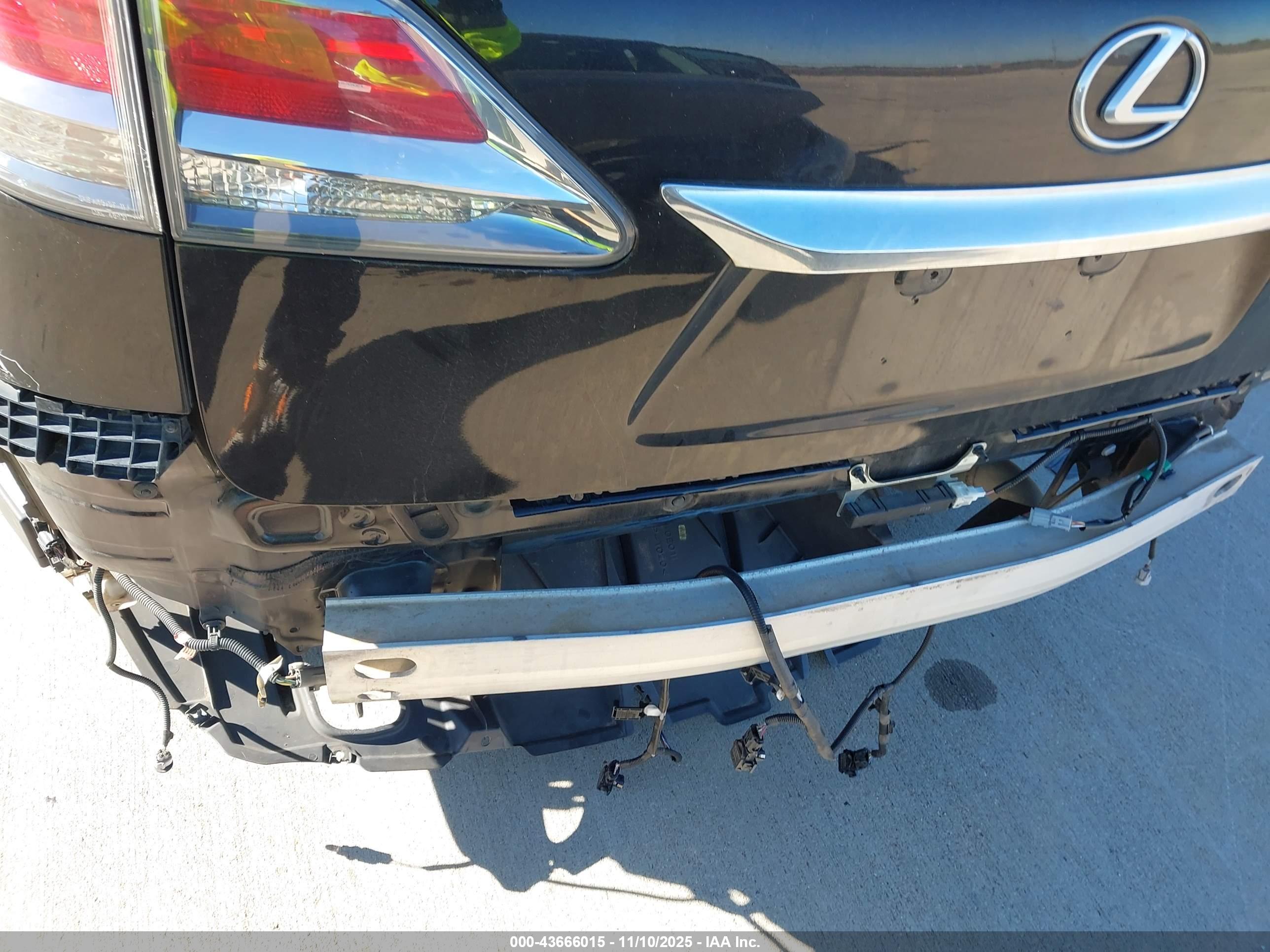 LEXUS RX image 6