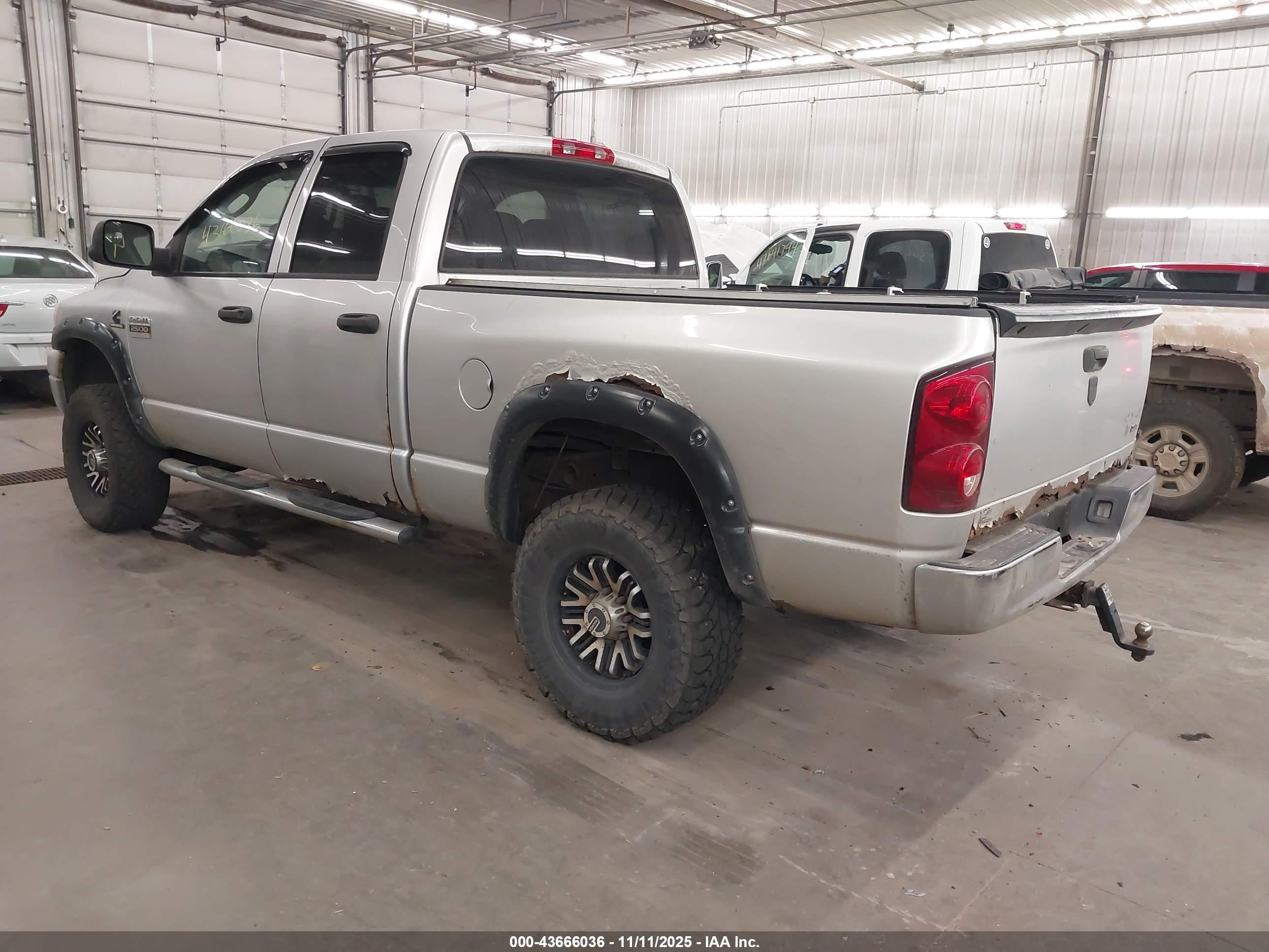 DODGE RAM image 3