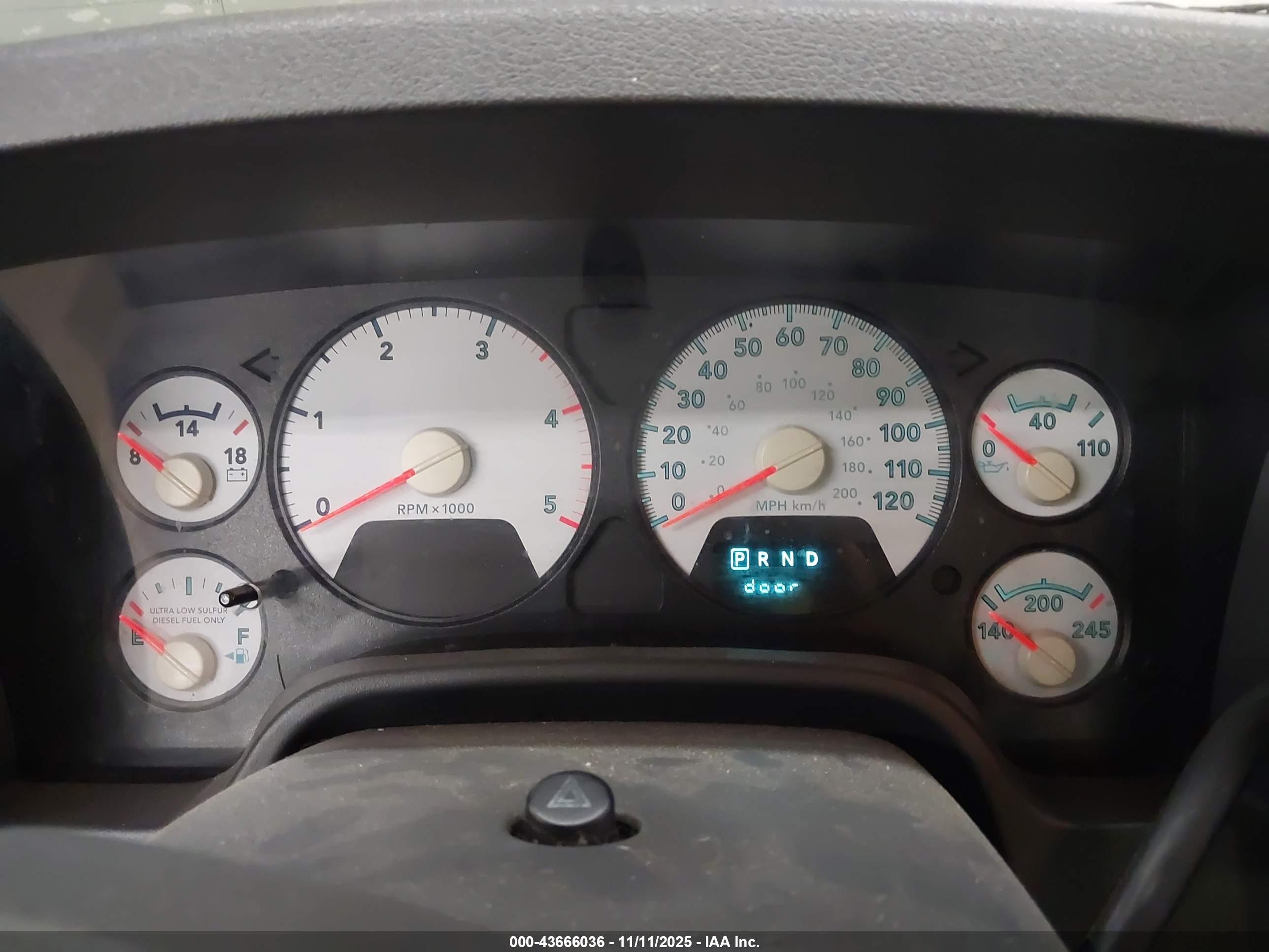 DODGE RAM image 7