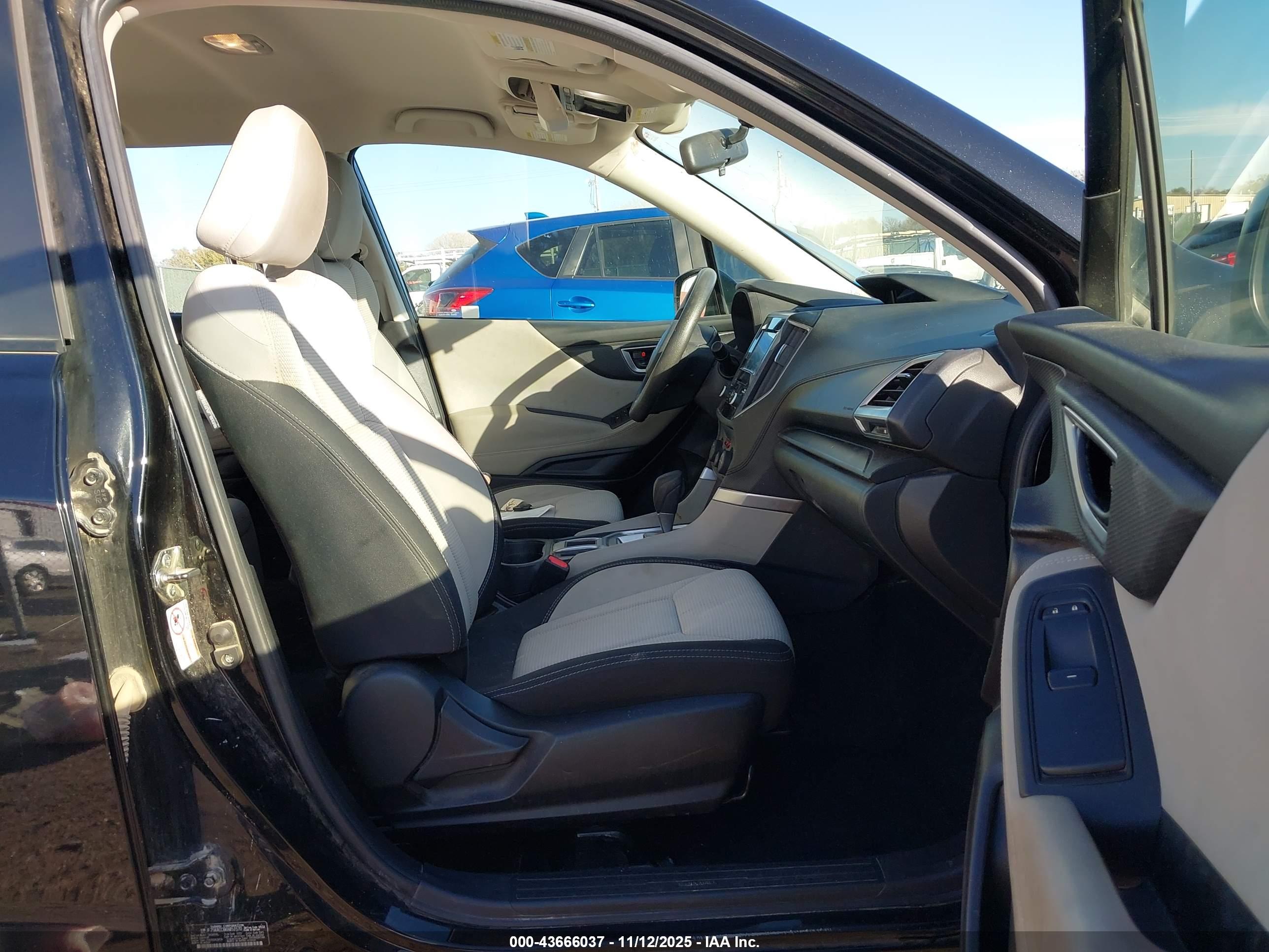 SUBARU FORESTER image 5