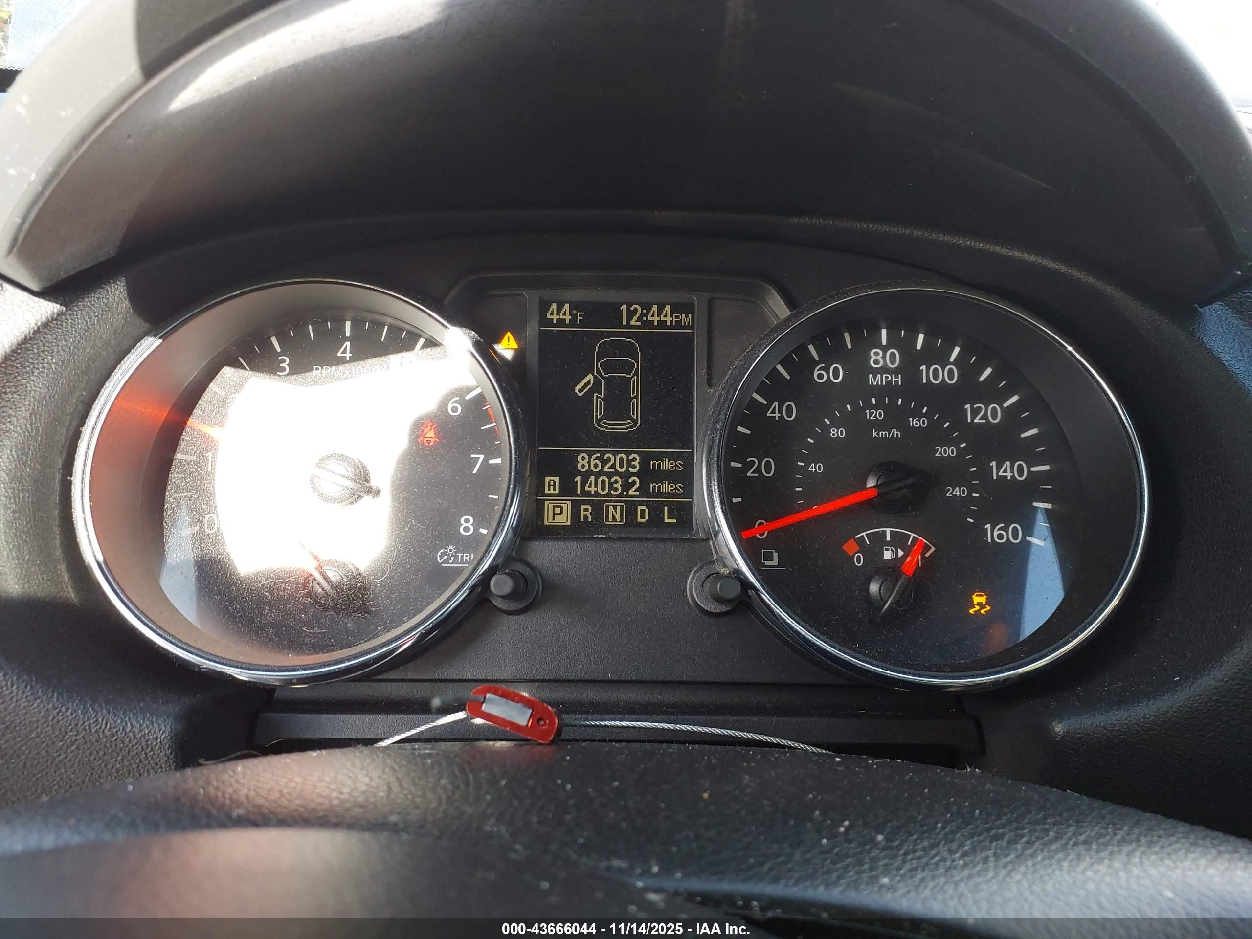 NISSAN ROGUE image 7
