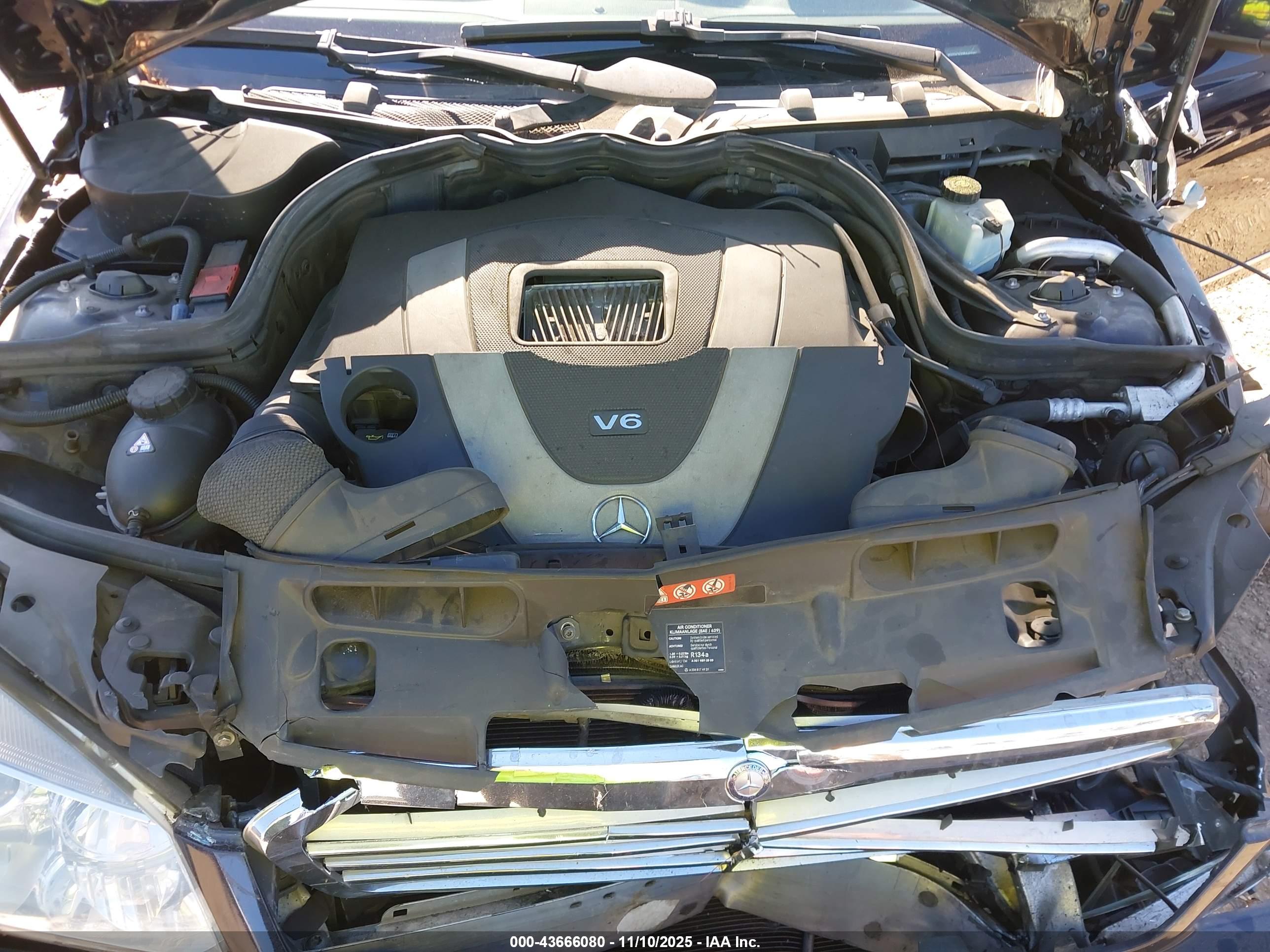 MERCEDES-BENZ C image 10