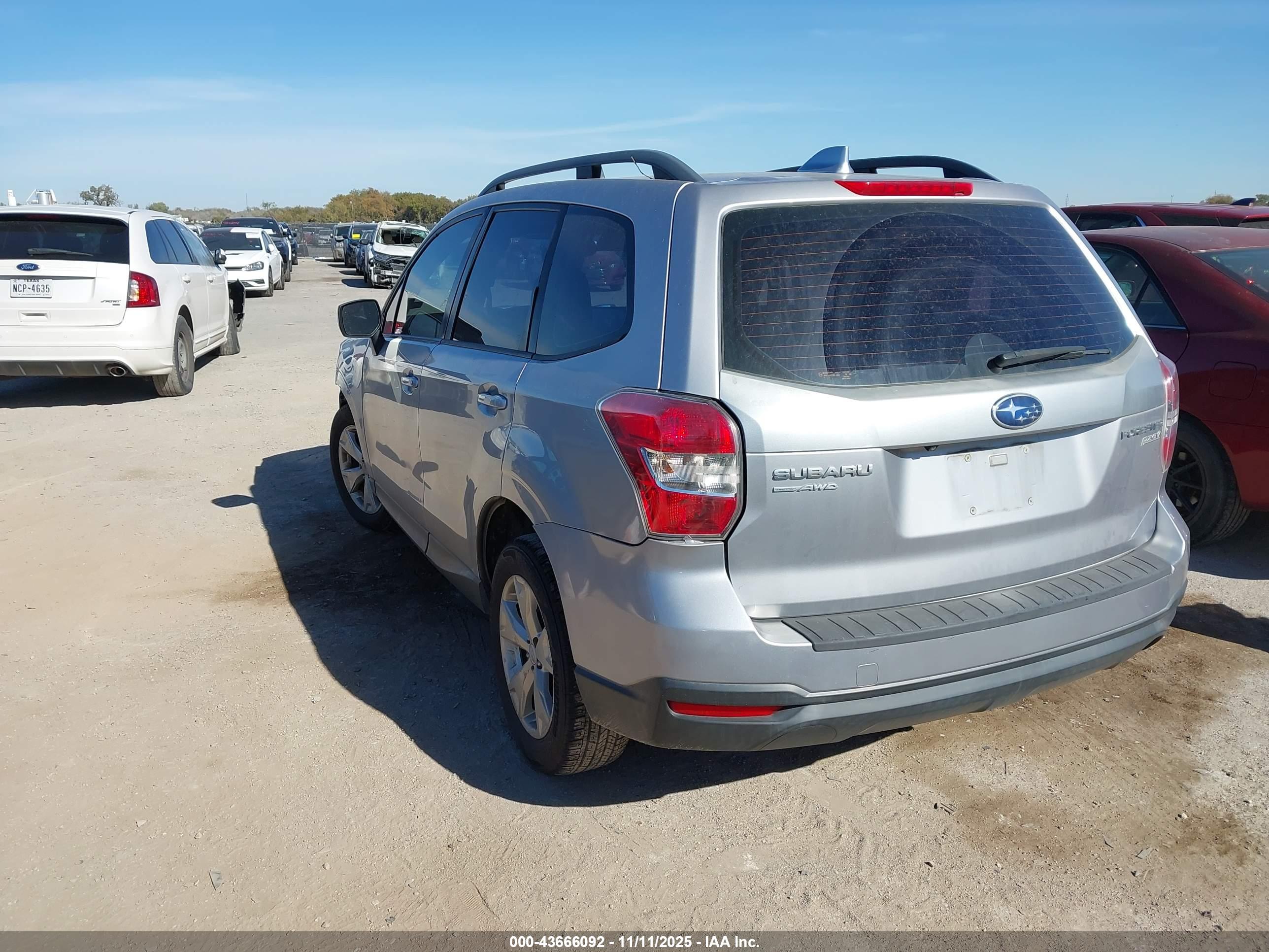 SUBARU FORESTER image 3