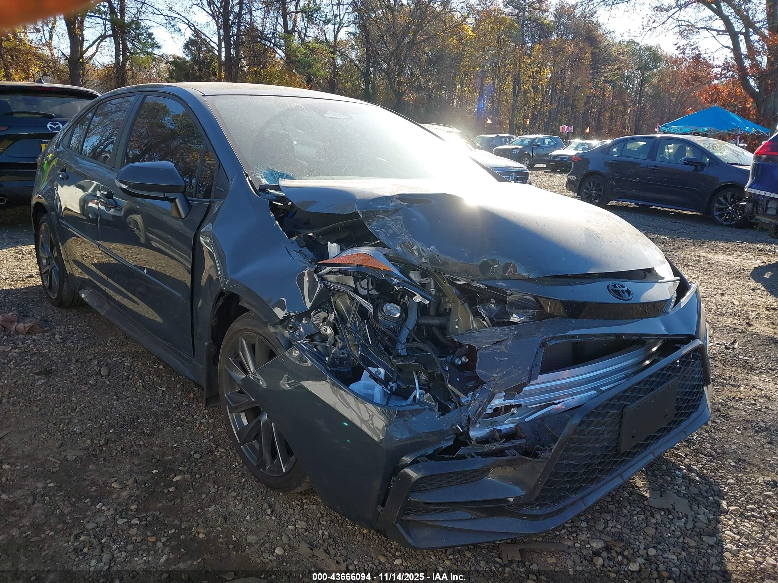 TOYOTA COROLLA image 6