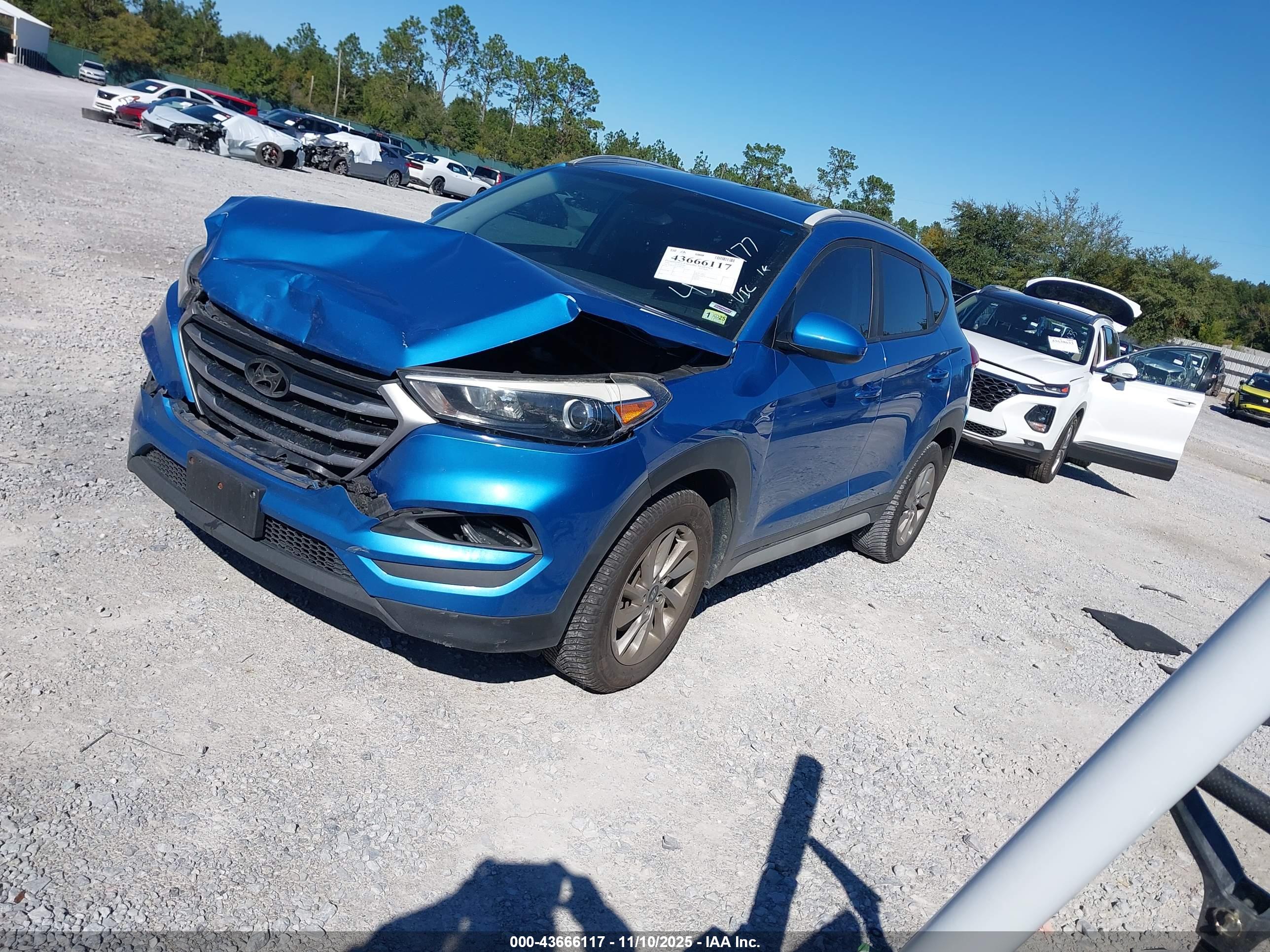 HYUNDAI TUCSON image 2