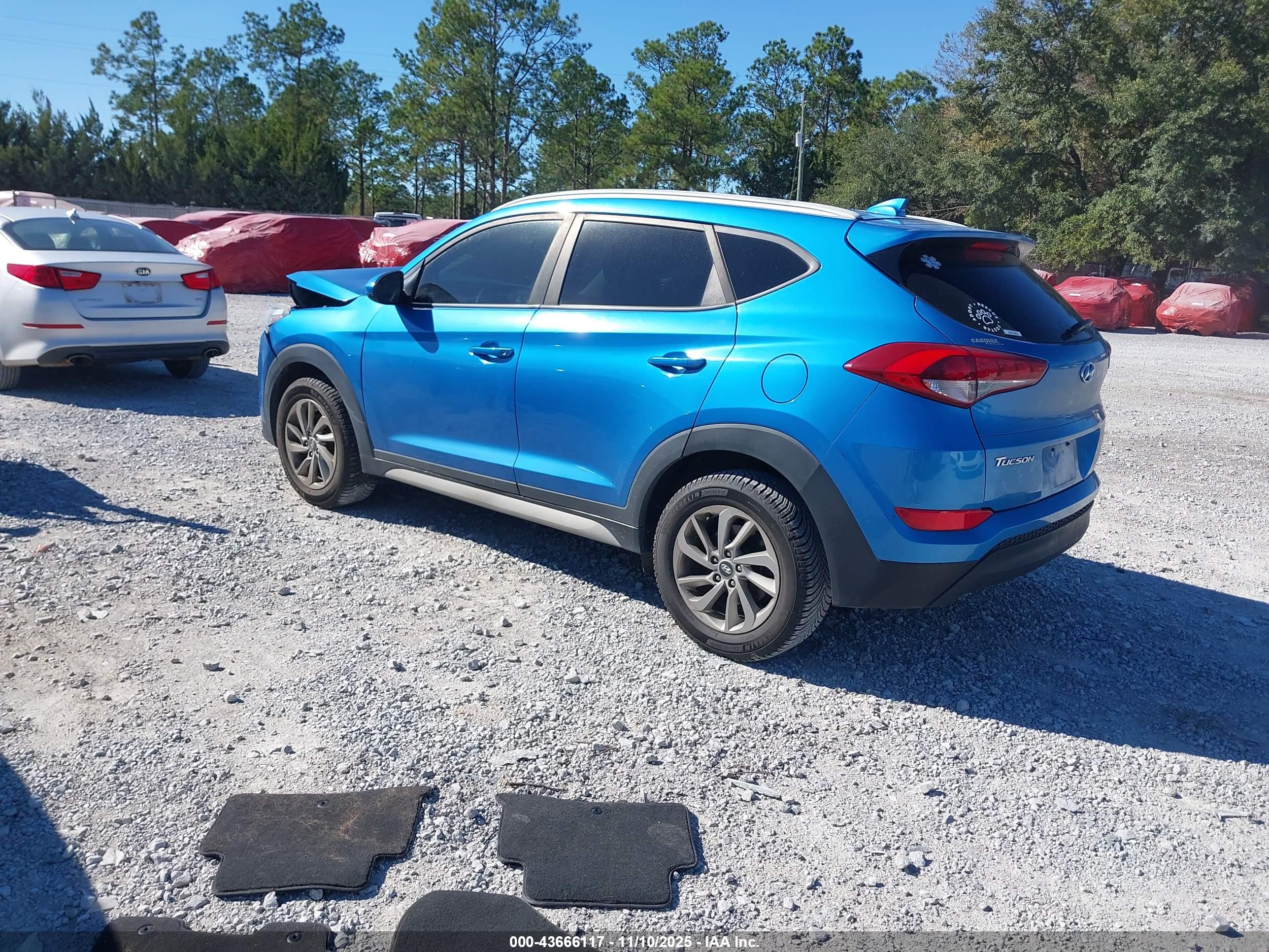 HYUNDAI TUCSON image 3