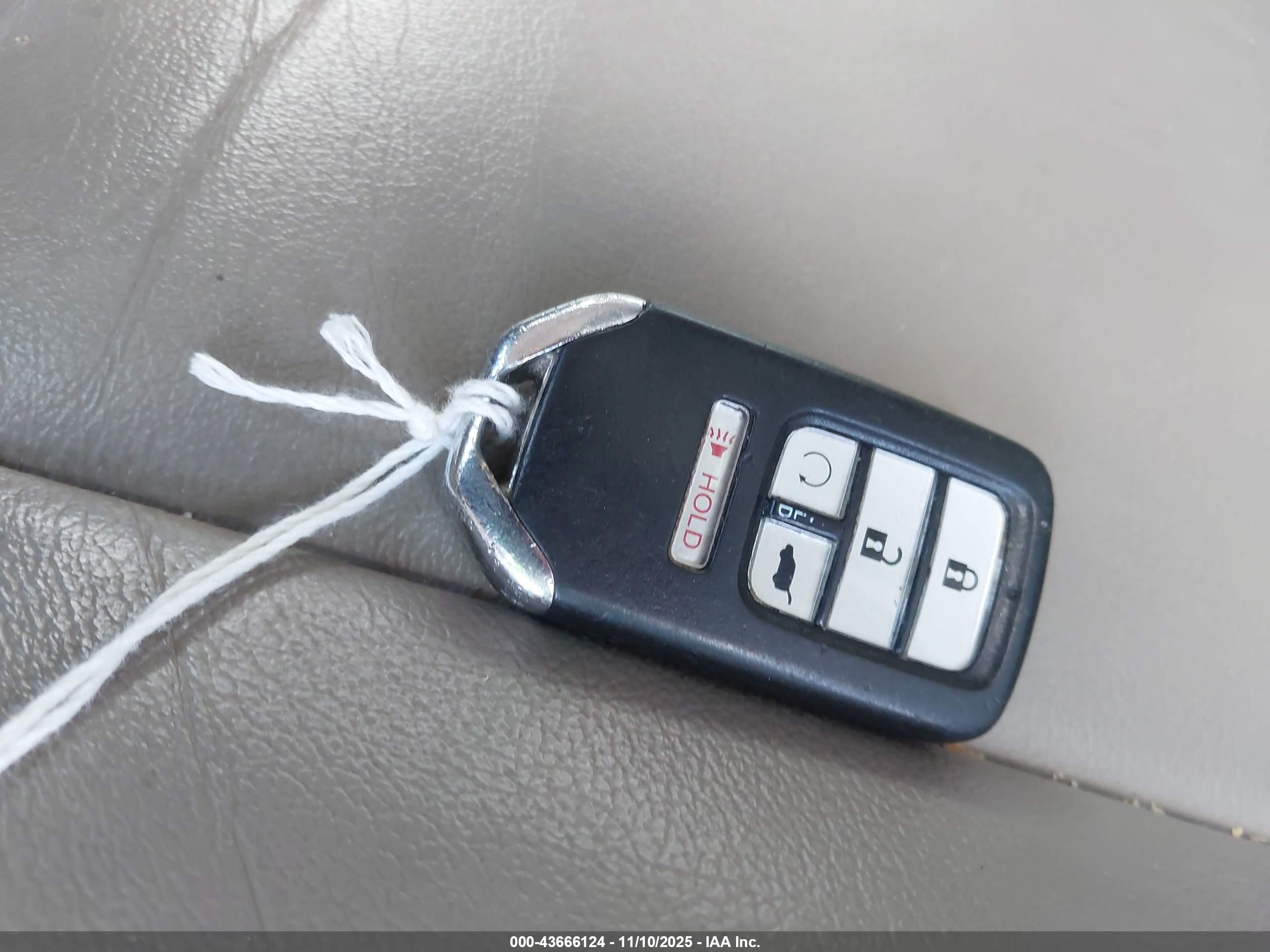 HONDA PILOT image 11