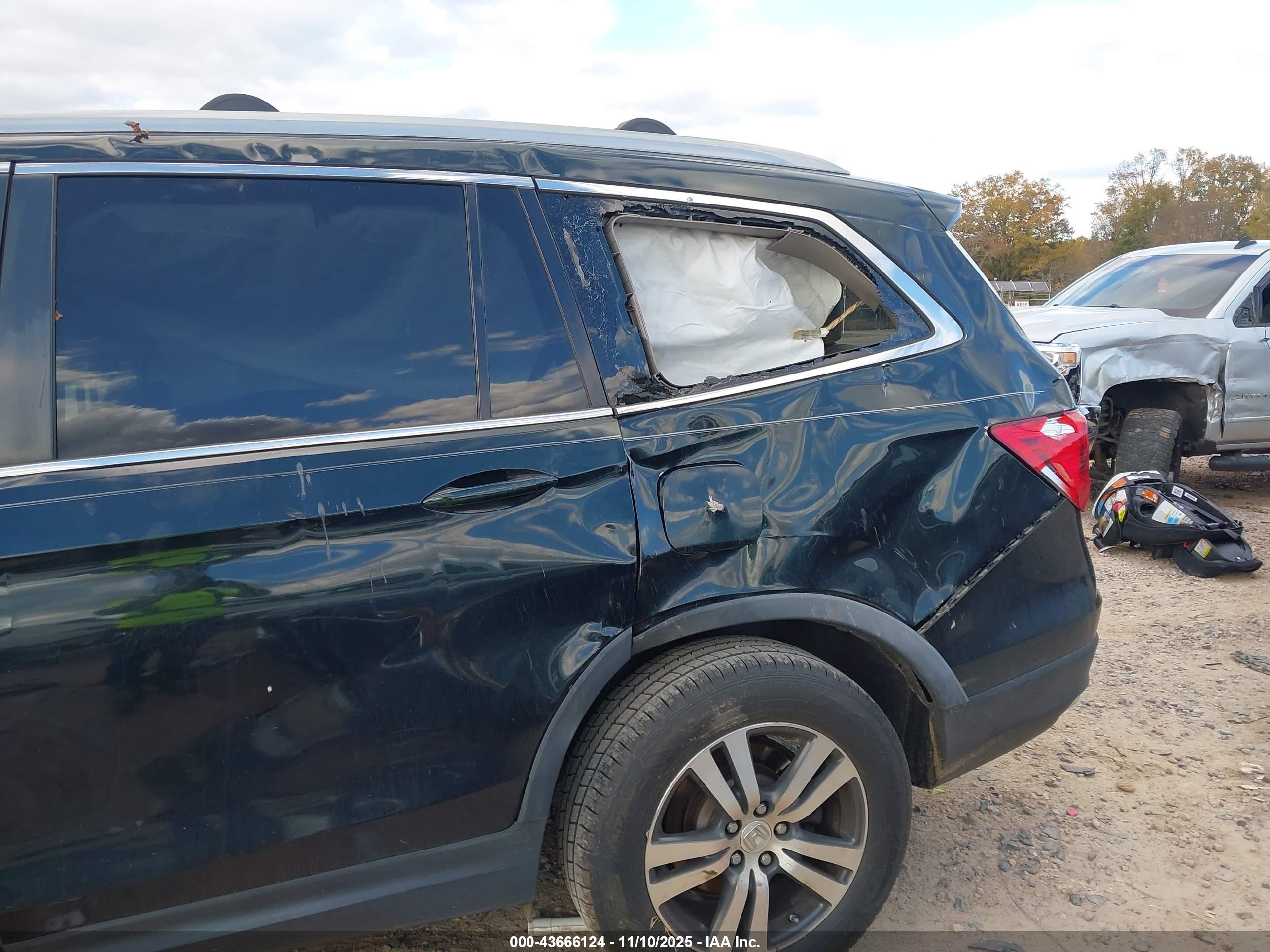 HONDA PILOT image 6