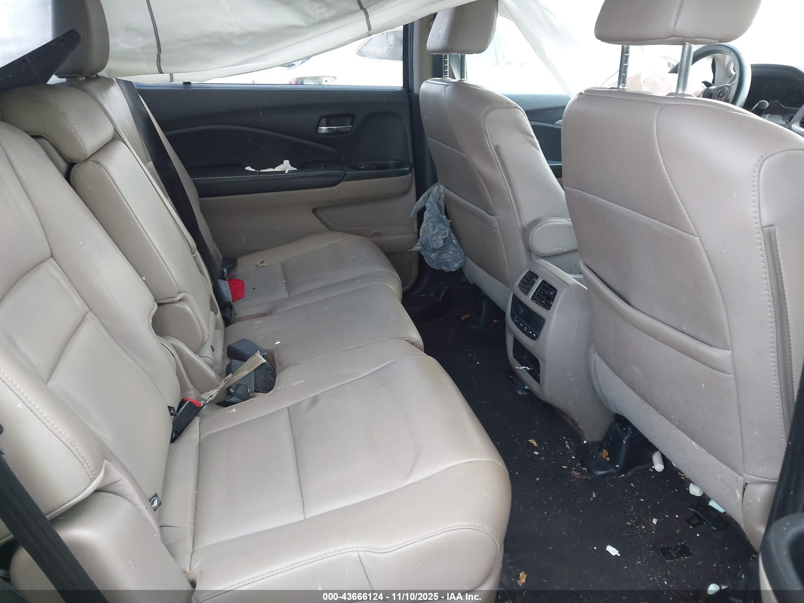 HONDA PILOT image 8
