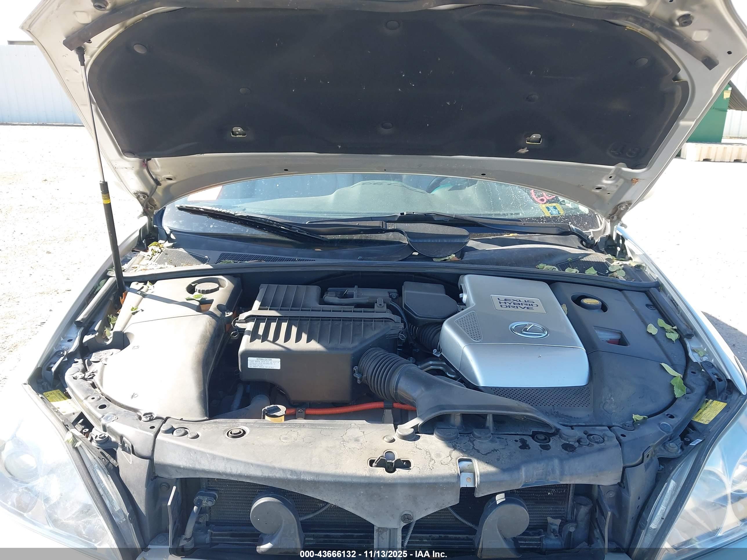LEXUS RX image 10
