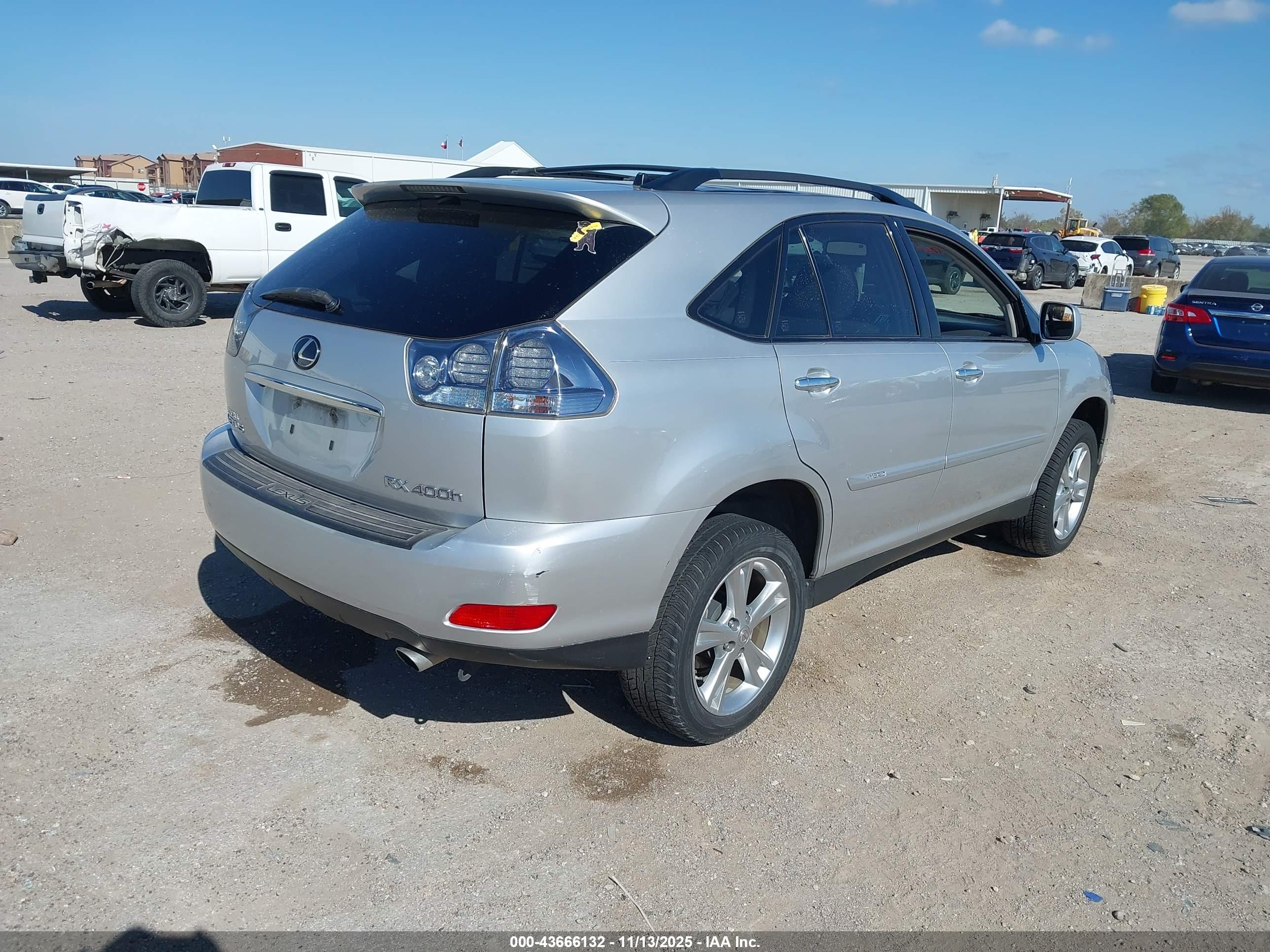 LEXUS RX image 4