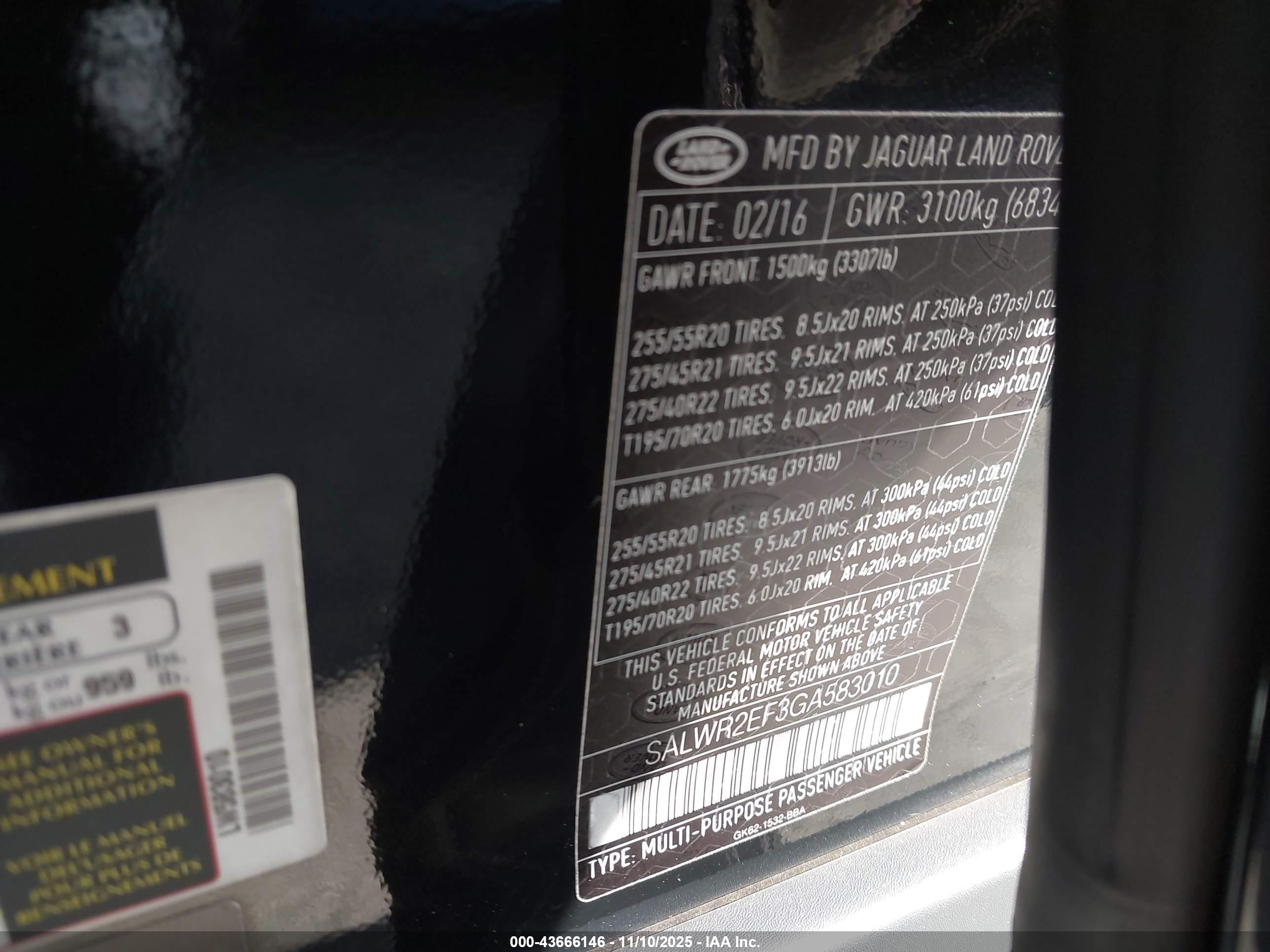 LAND ROVER image 9