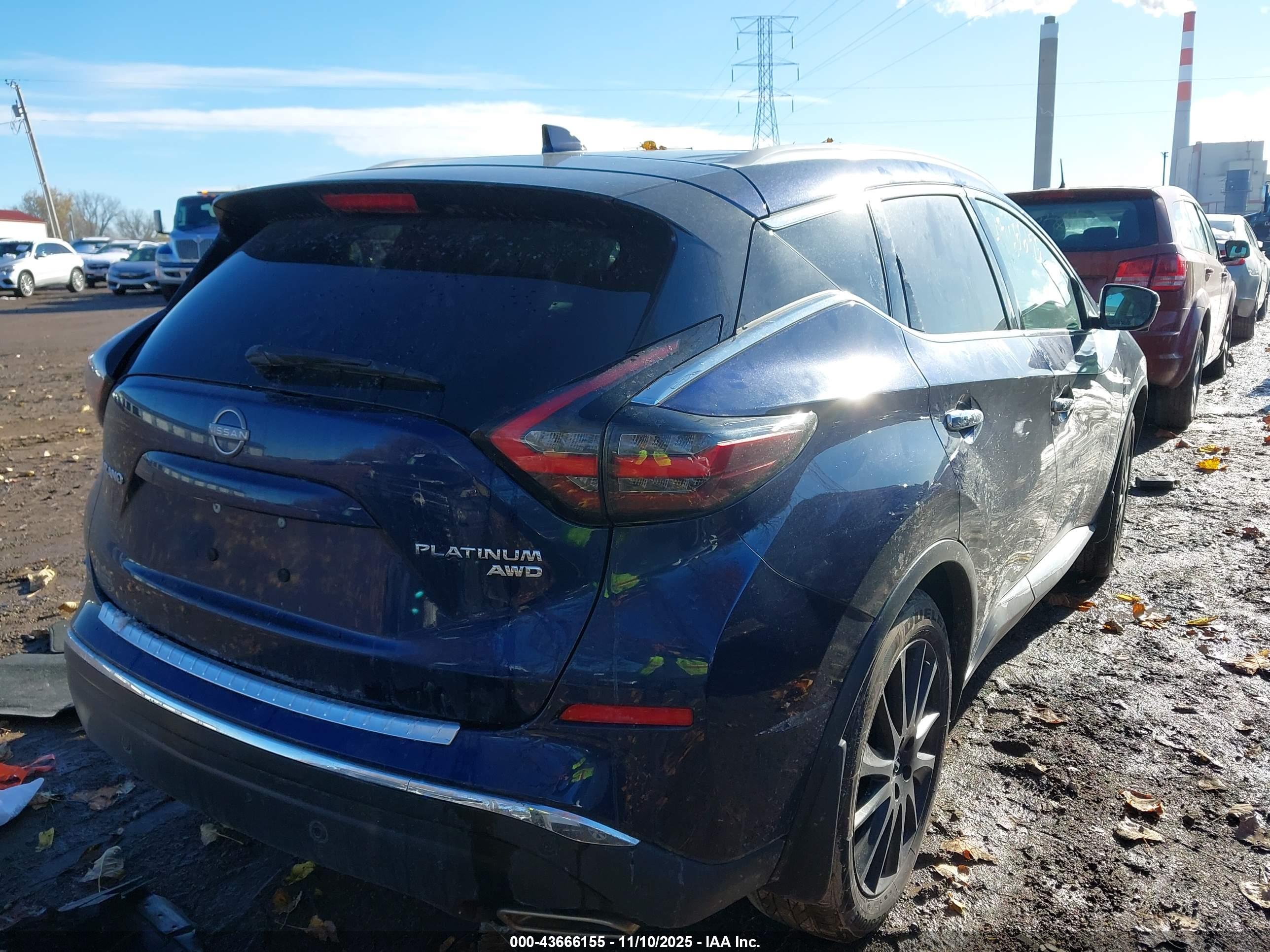 NISSAN MURANO image 4