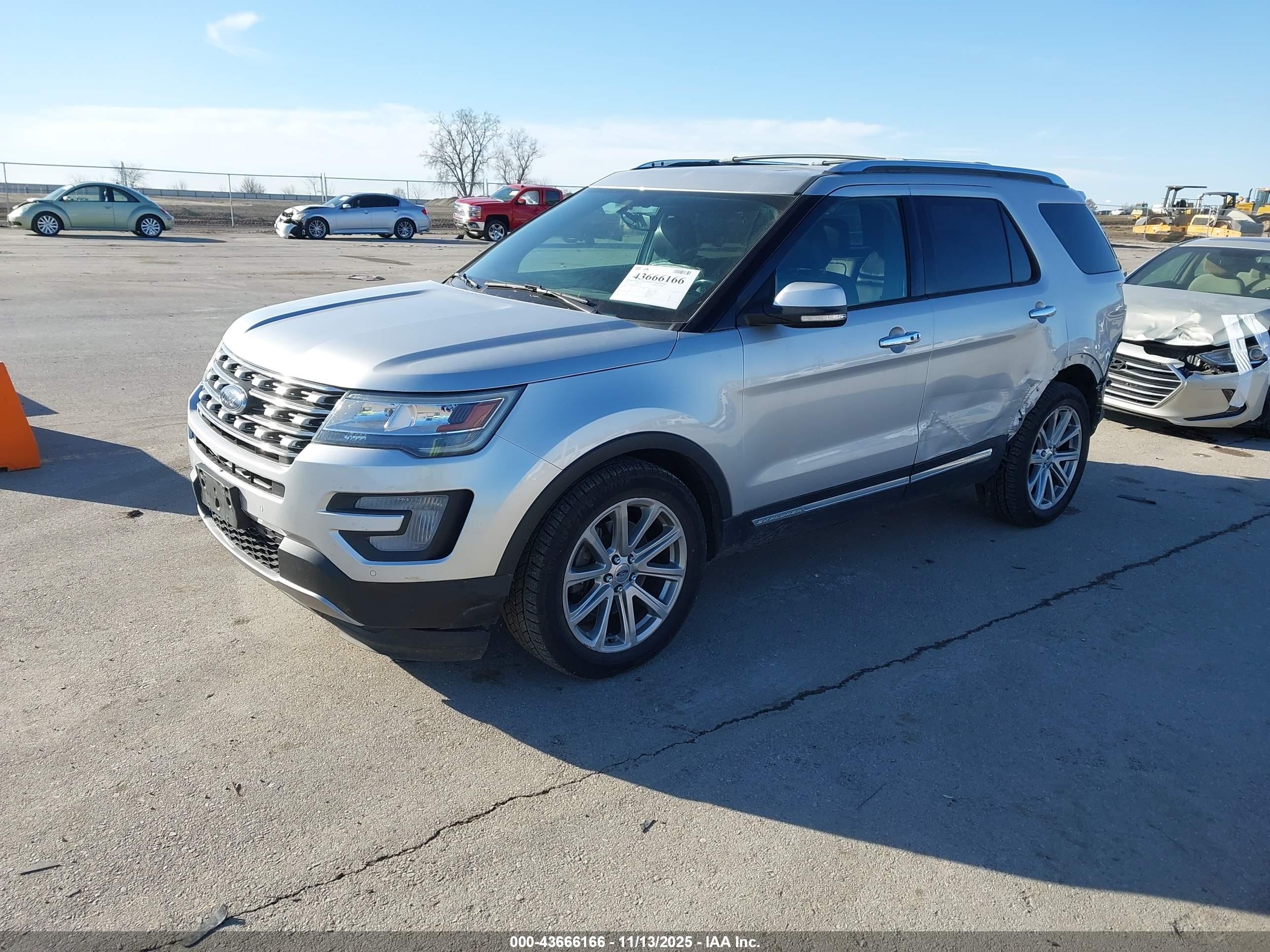 FORD EXPLORER image 2