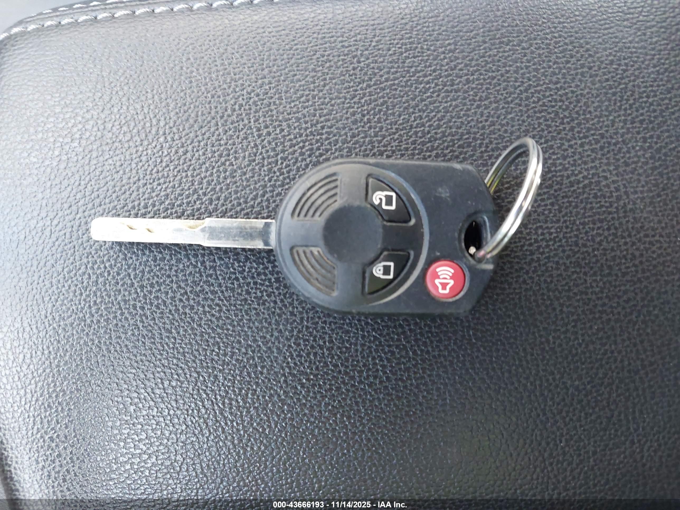 FORD ESCAPE image 11