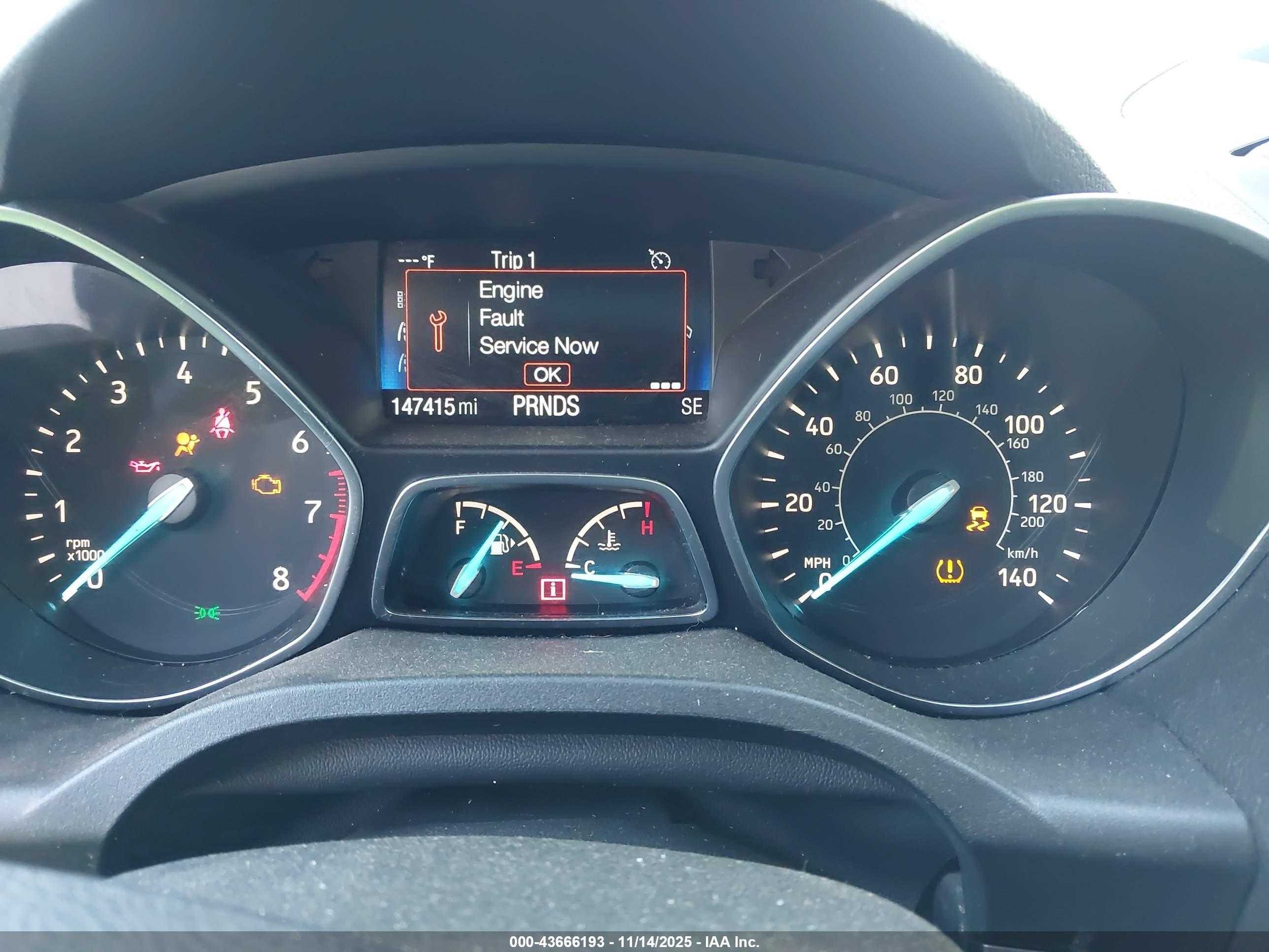 FORD ESCAPE image 7