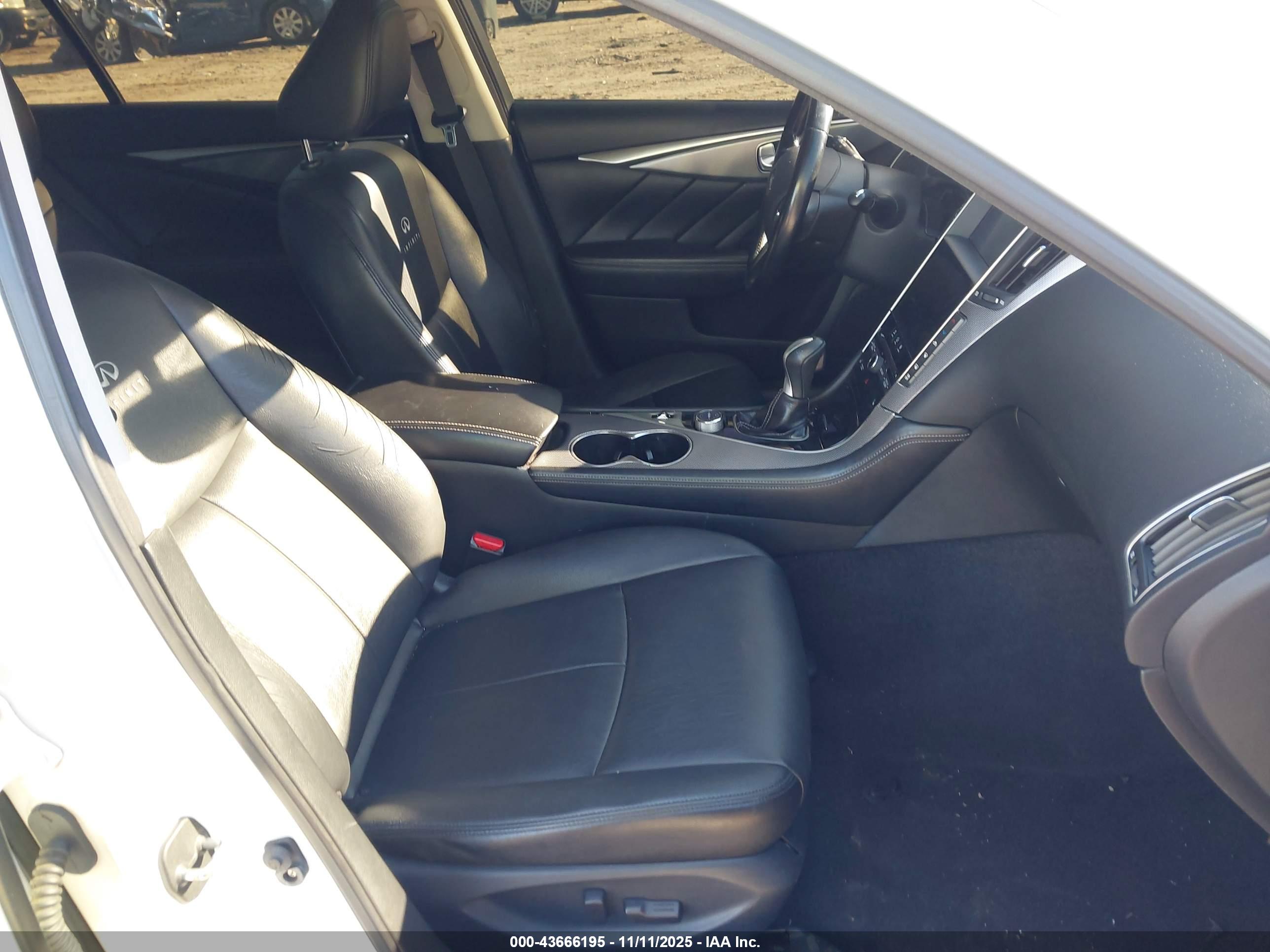 INFINITI Q50 image 5