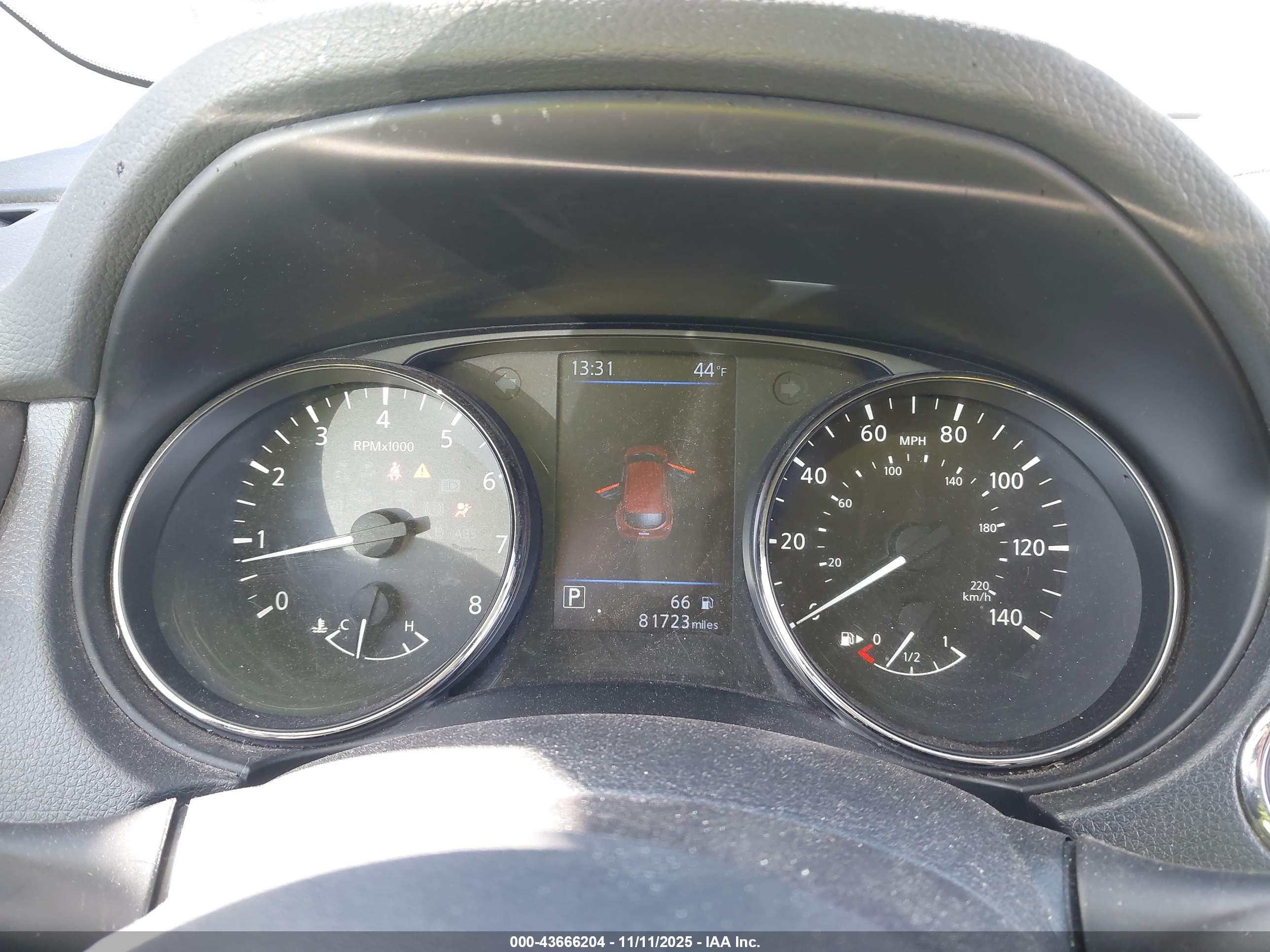 NISSAN ROGUE image 7