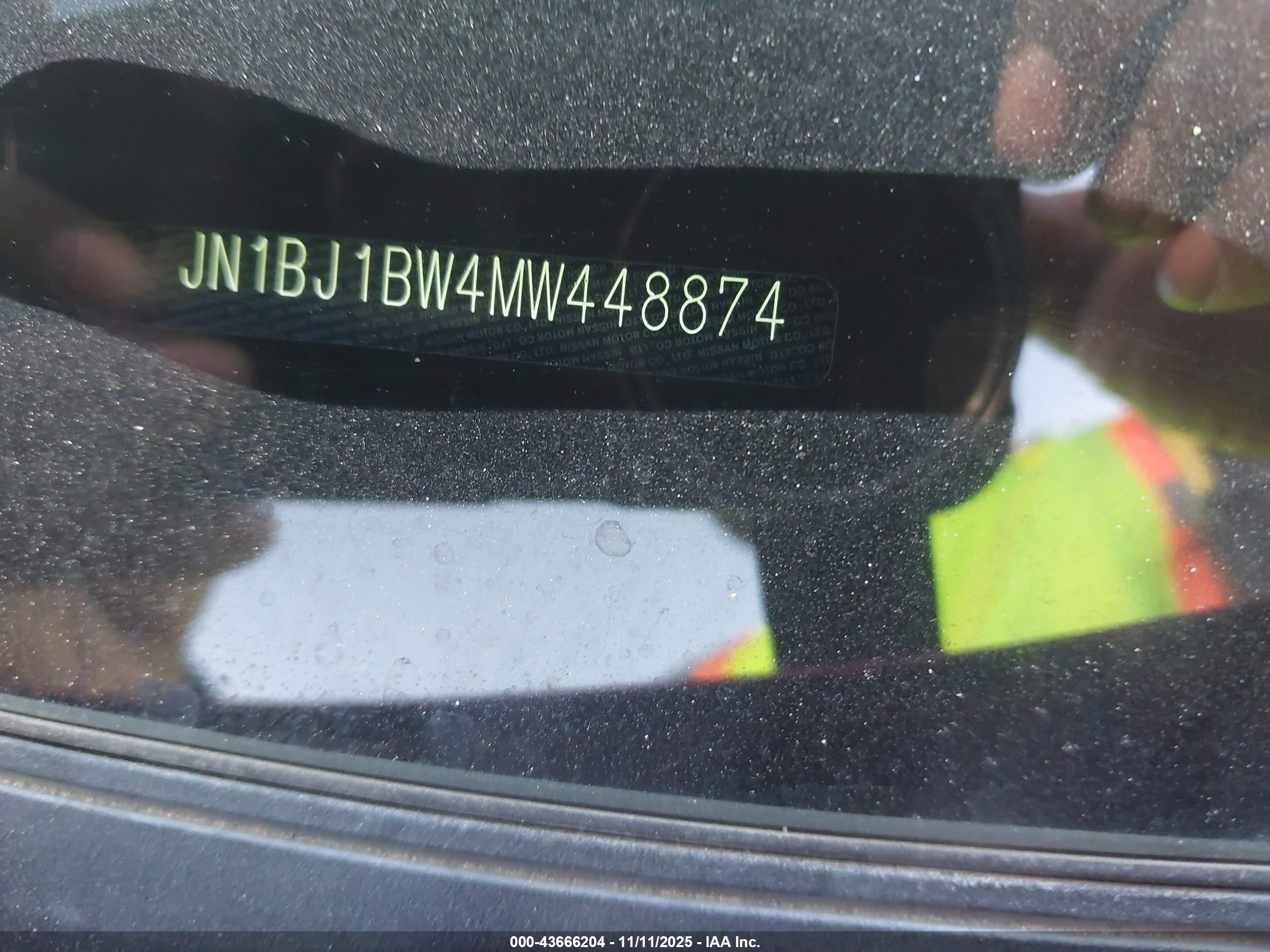 NISSAN ROGUE image 9